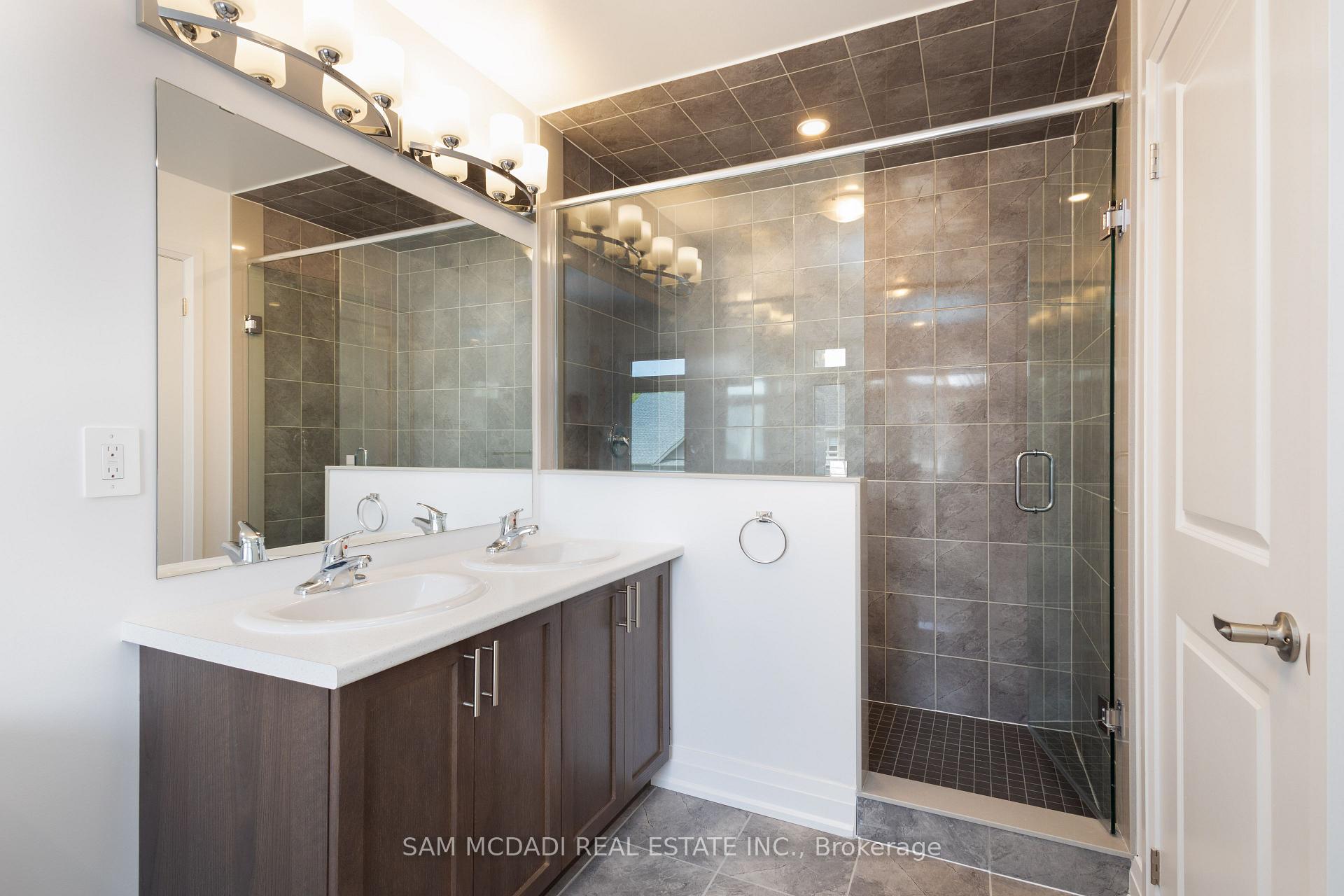 Photo 15 of Unit UPPER, 114 Franklin Trail, Barrie, Rural Barrie Southwest — HOMEH
