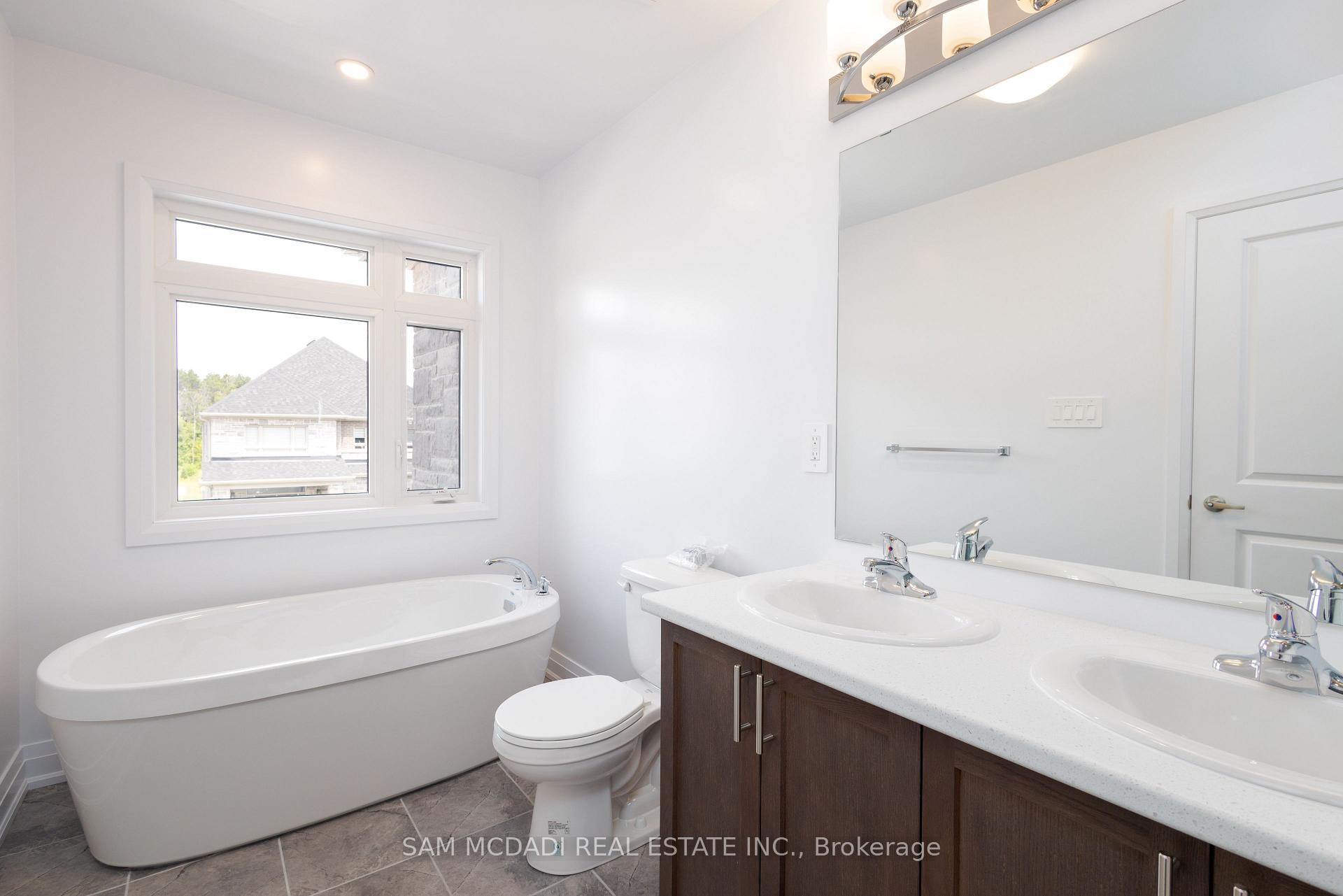 Photo 16 of Unit UPPER, 114 Franklin Trail, Barrie, Rural Barrie Southwest — HOMEH