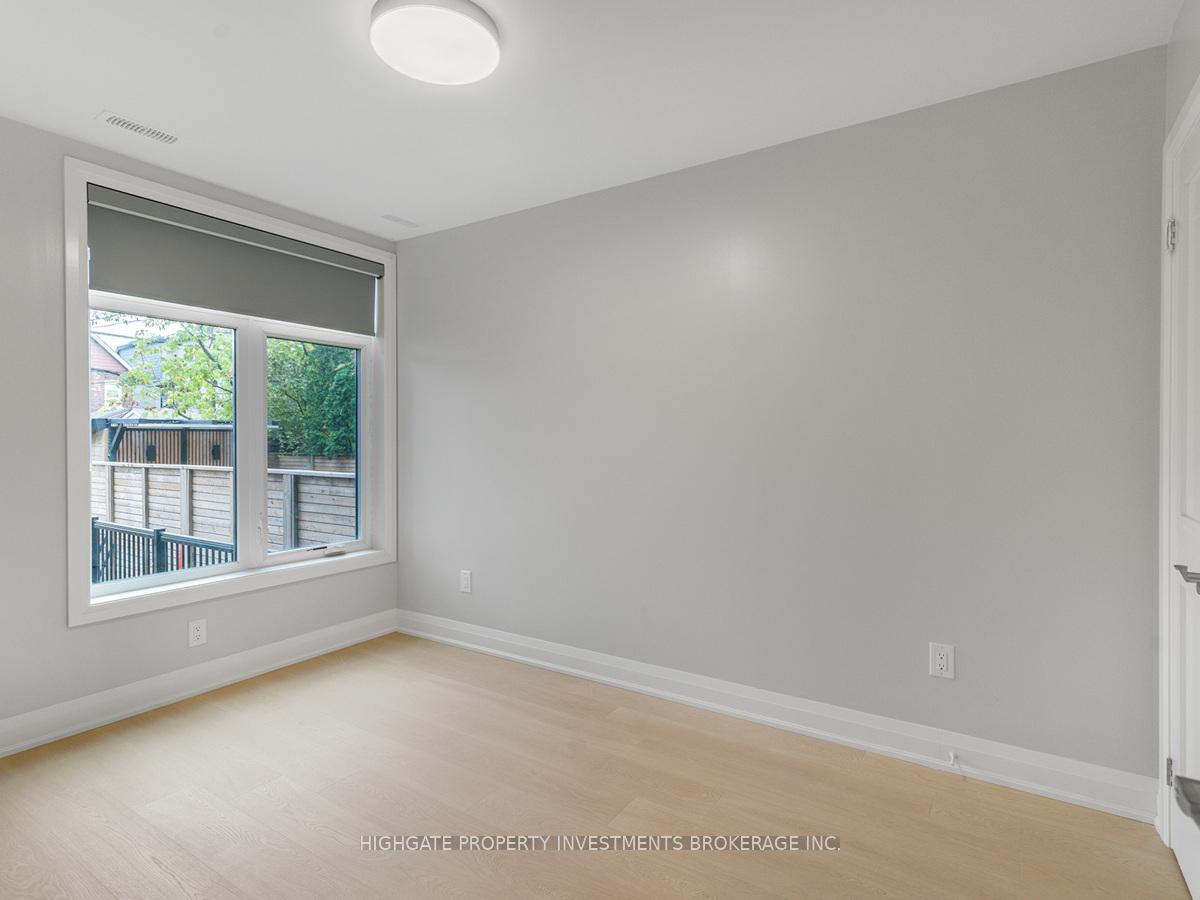 Photo 3 of Unit Unit 2, 543 Roxton Road, Toronto, Palmerston-Little Italy — HOMEH