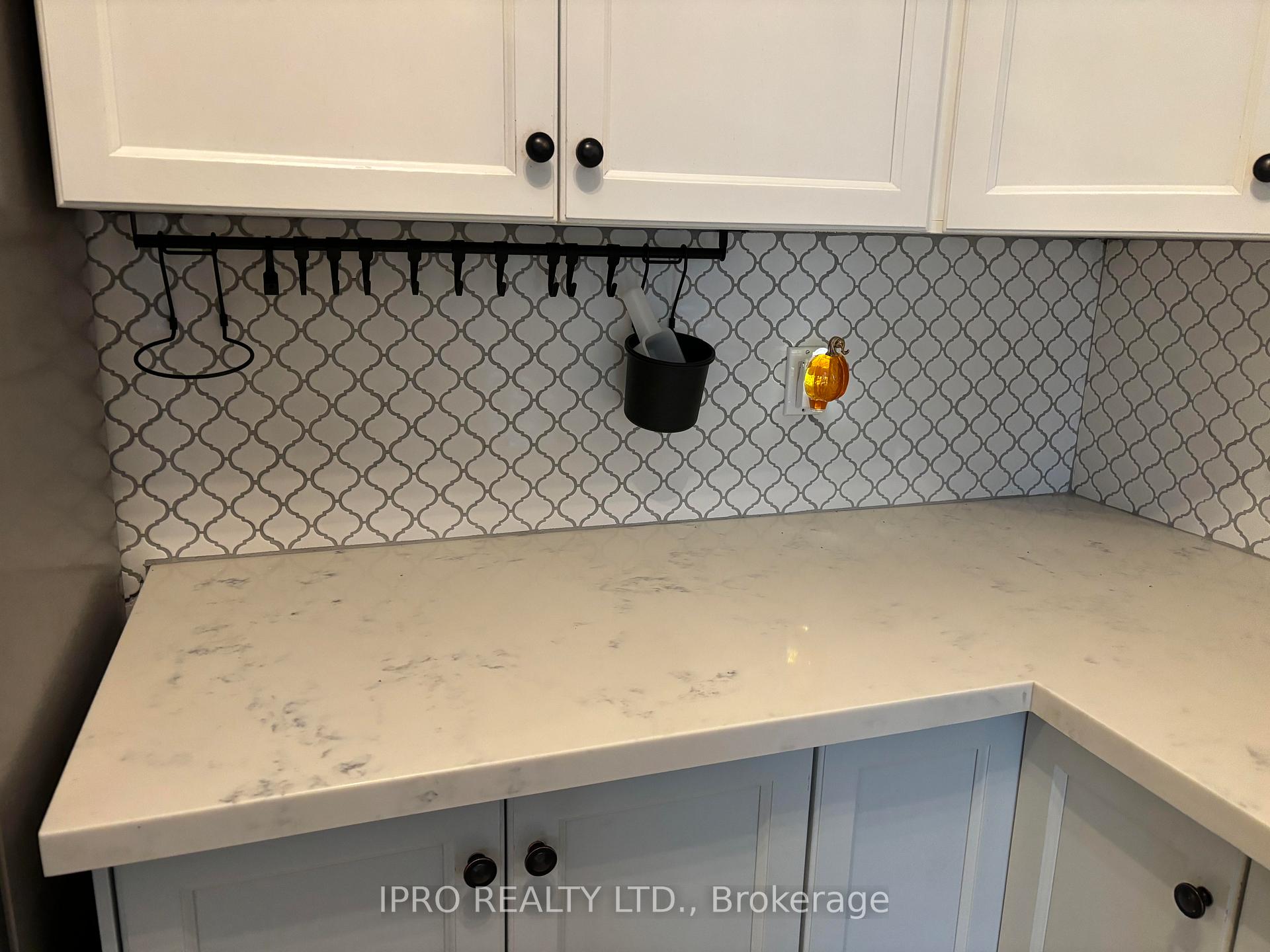 Photo 12 of 73 Savannah Crescent, Wasaga Beach — HOMEH