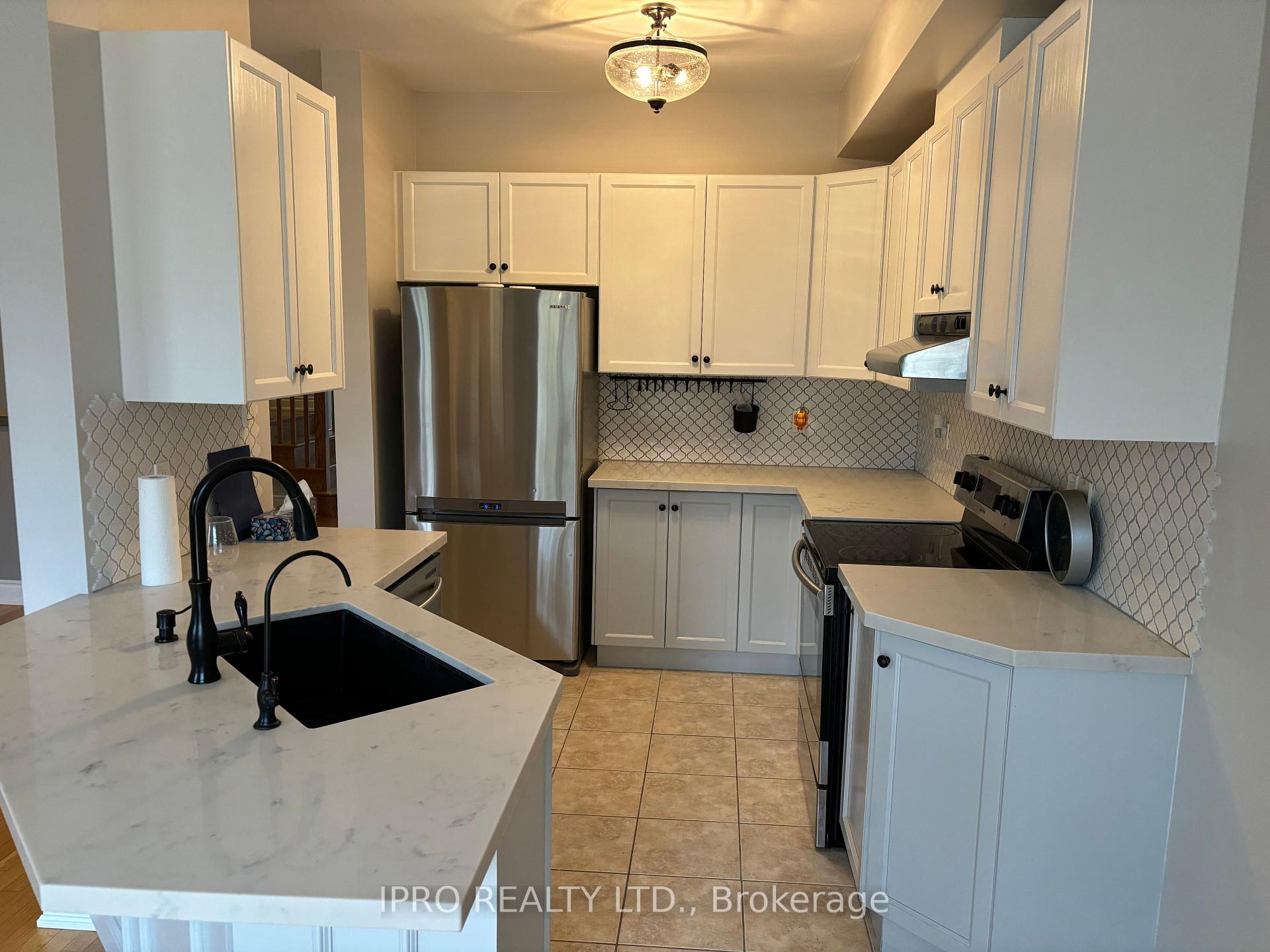 Photo 6 of 73 Savannah Crescent, Wasaga Beach — HOMEH