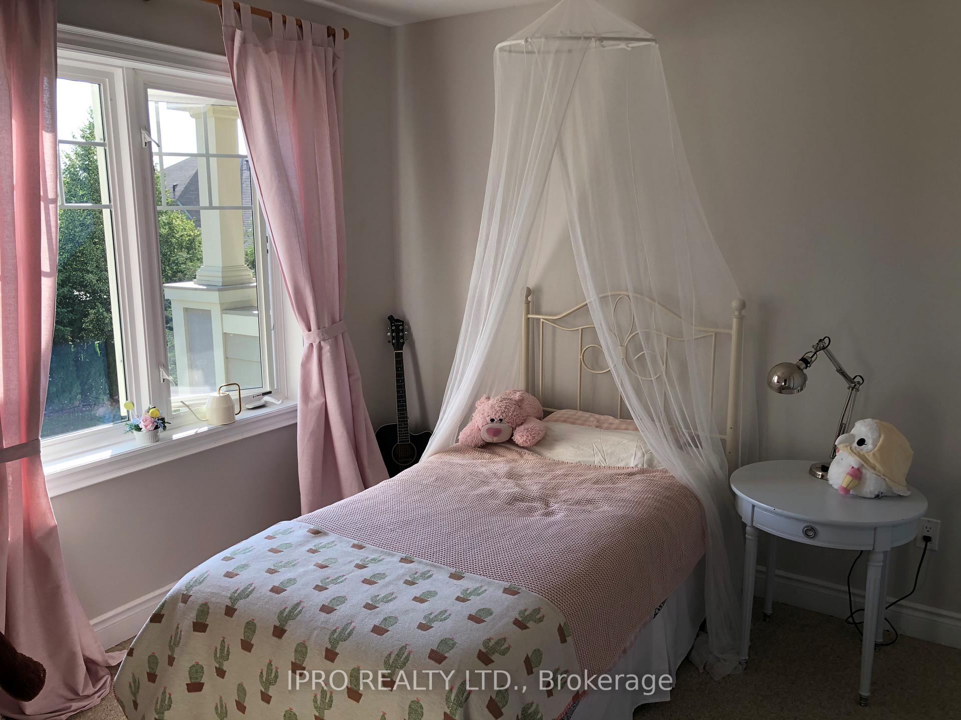 Photo 7 of 73 Savannah Crescent, Wasaga Beach — HOMEH