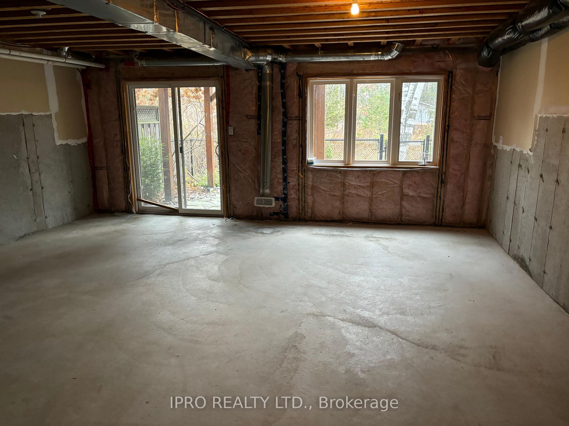 Photo 13 of 73 Savannah Crescent, Wasaga Beach — HOMEH