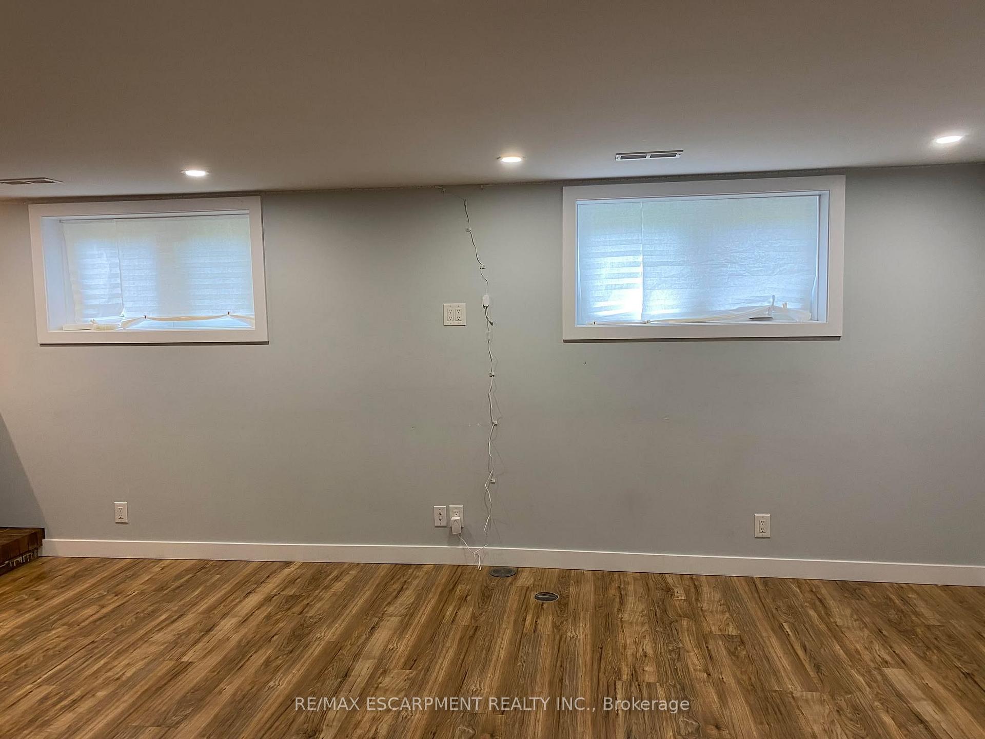 Photo 4 of Unit LOWER, 3 Penlake Court, Hamilton, Westcliffe — HOMEH