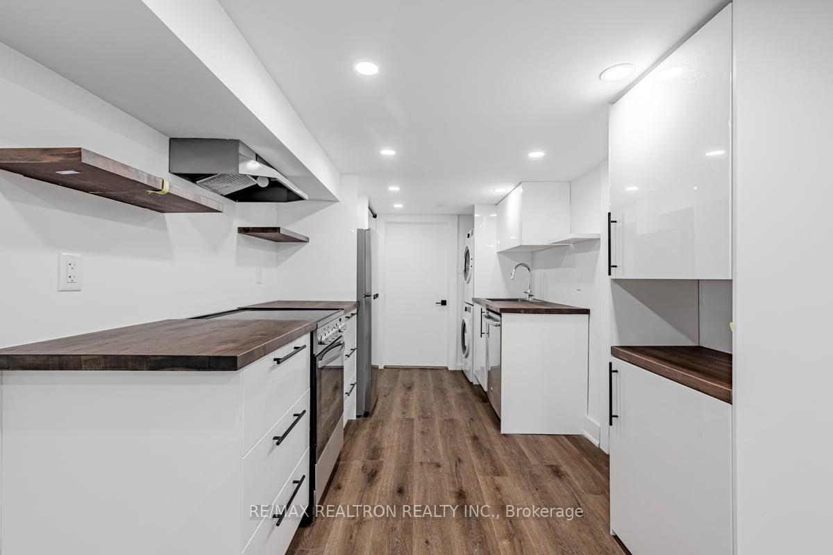 Photo 7 of Unit Bsmt, 22 Roxton Road, Toronto, Trinity-Bellwoods — HOMEH