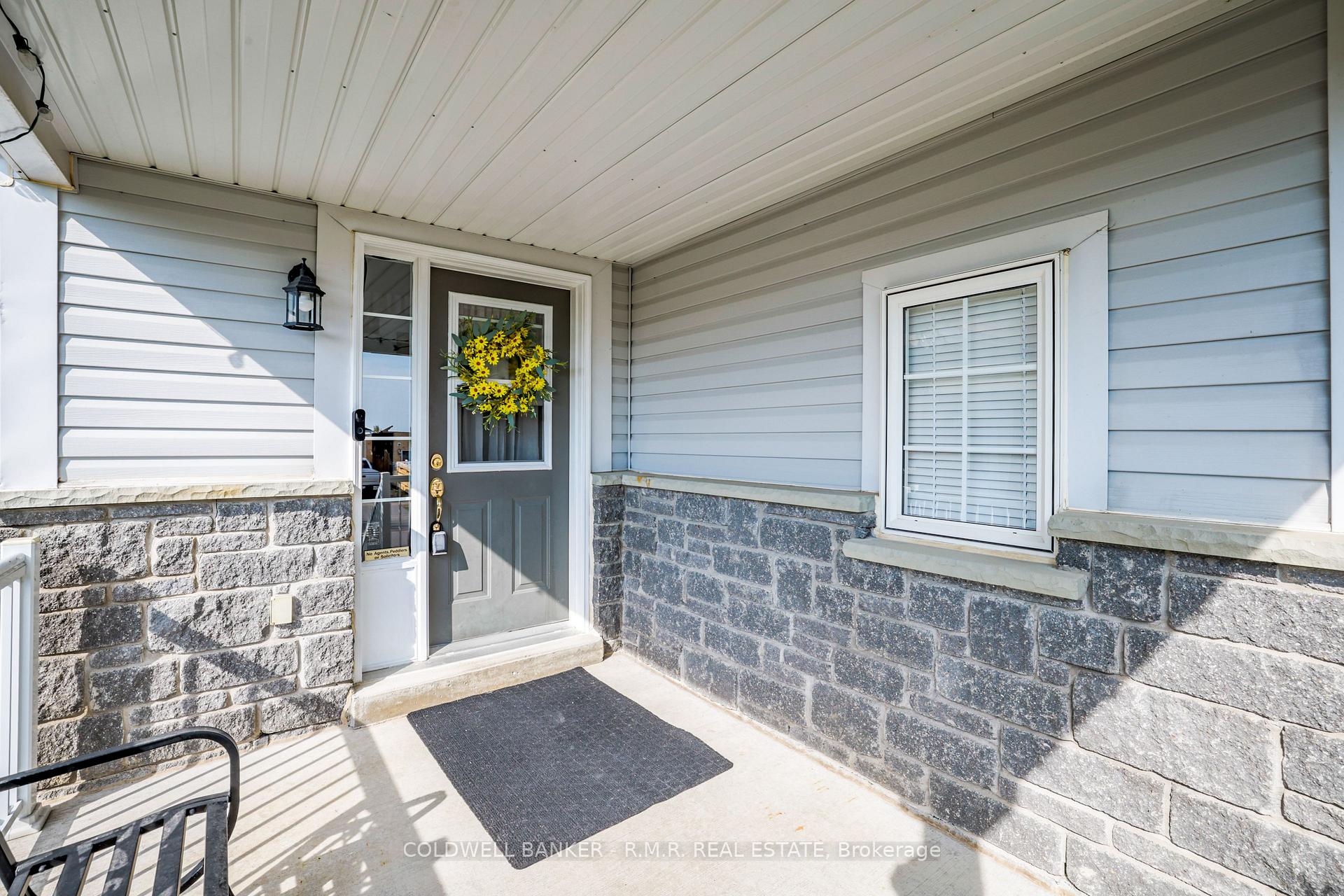 Photo 3 of 6 Brooking Street, Clarington, Bowmanville — HOMEH