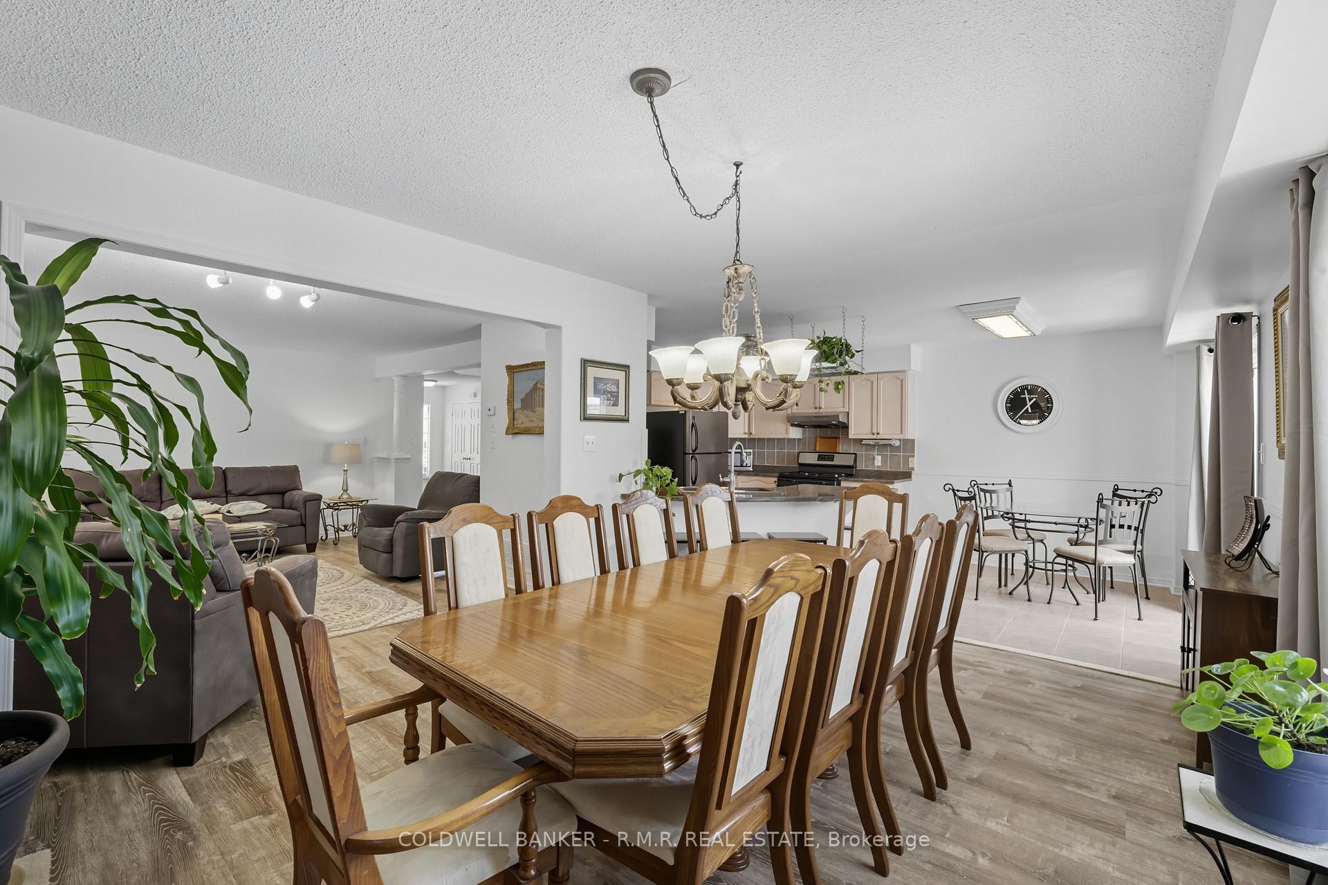 Photo 9 of 6 Brooking Street, Clarington, Bowmanville — HOMEH