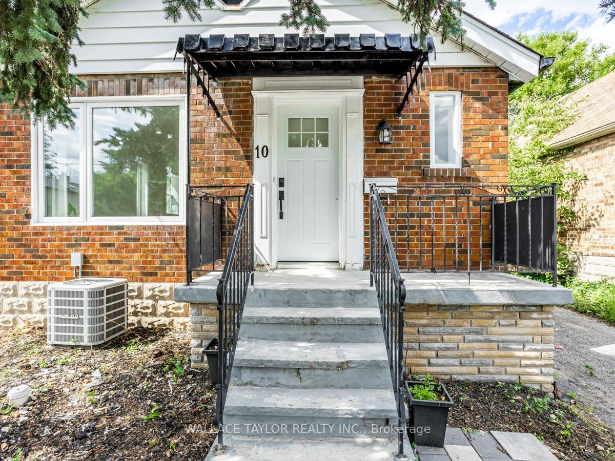 Photo 1 of Unit Lower, 10 O'connor Drive, Toronto, Broadview North — HOMEH