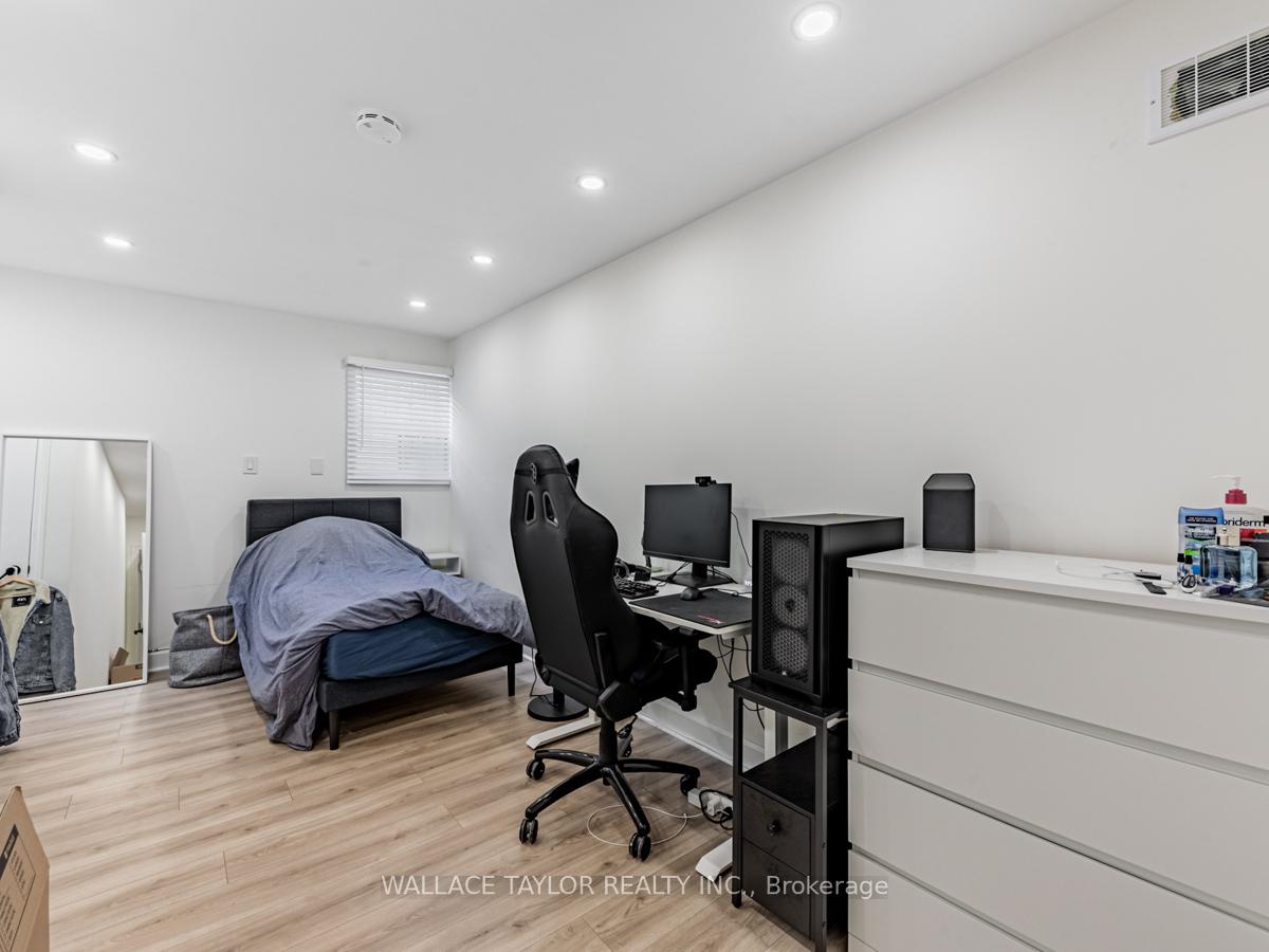 Photo 6 of Unit Lower, 10 O'connor Drive, Toronto, Broadview North — HOMEH