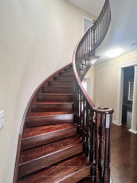 Photo 9 of 28 Stammers Drive S, Ajax, Northeast Ajax — HOMEH