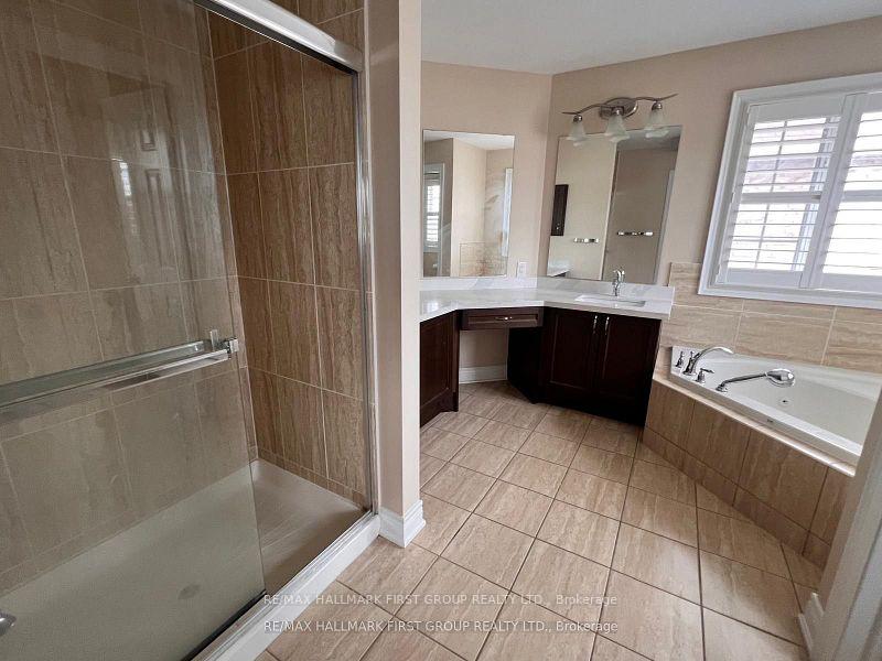 Photo 14 of 28 Stammers Drive S, Ajax, Northeast Ajax — HOMEH