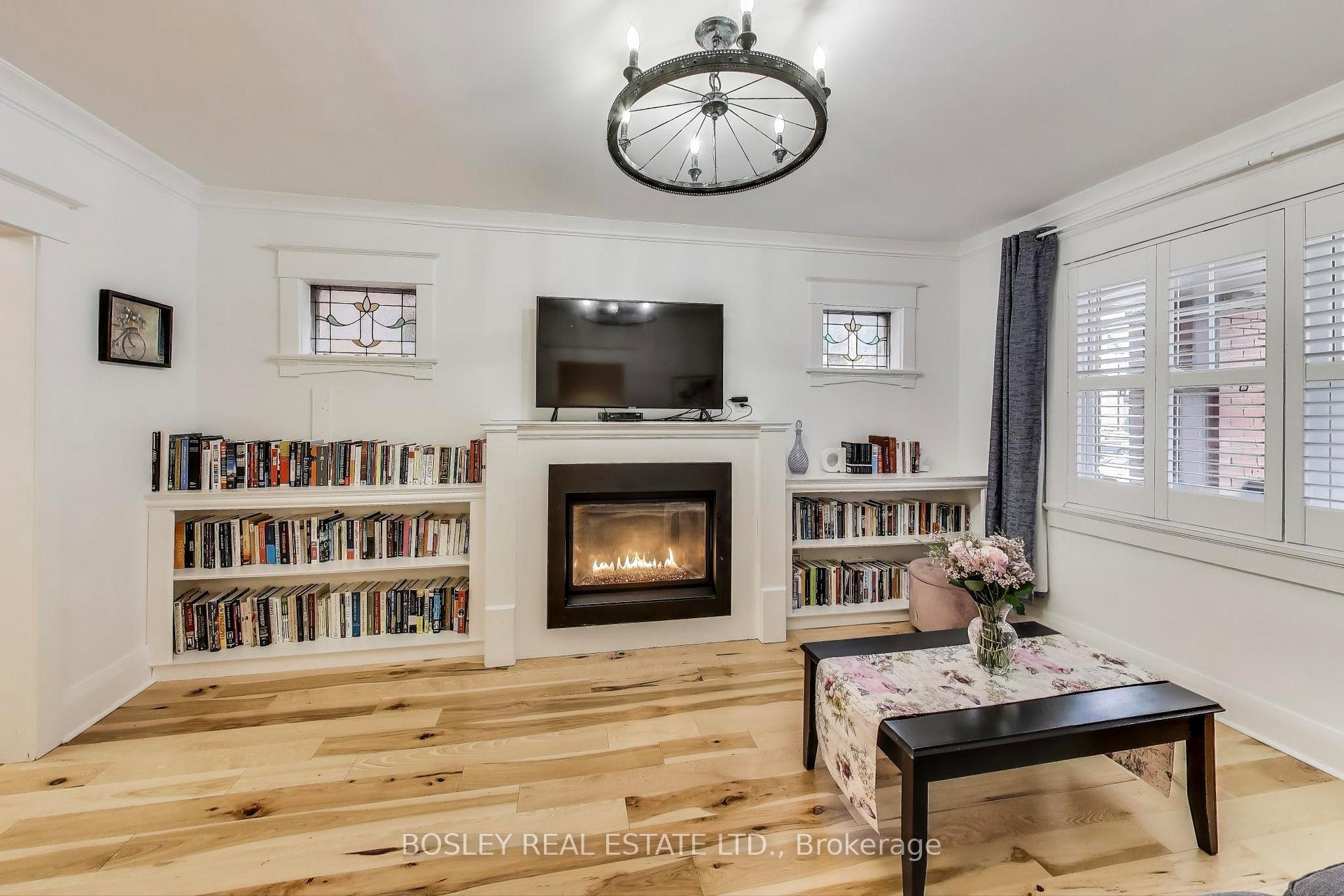Photo 10 of 8 Dearbourne Avenue, Toronto, North Riverdale — HOMEH