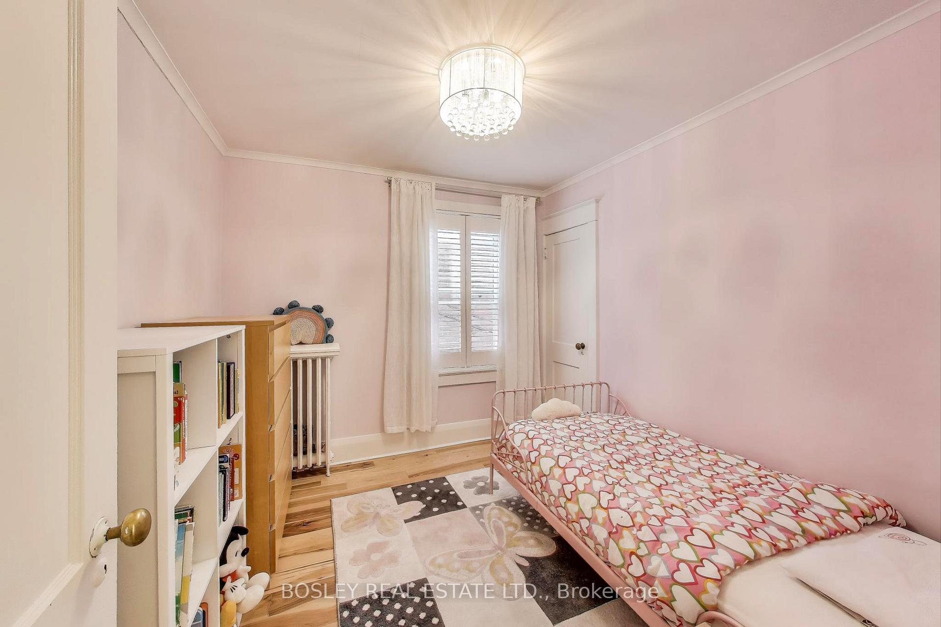 Photo 12 of 8 Dearbourne Avenue, Toronto, North Riverdale — HOMEH