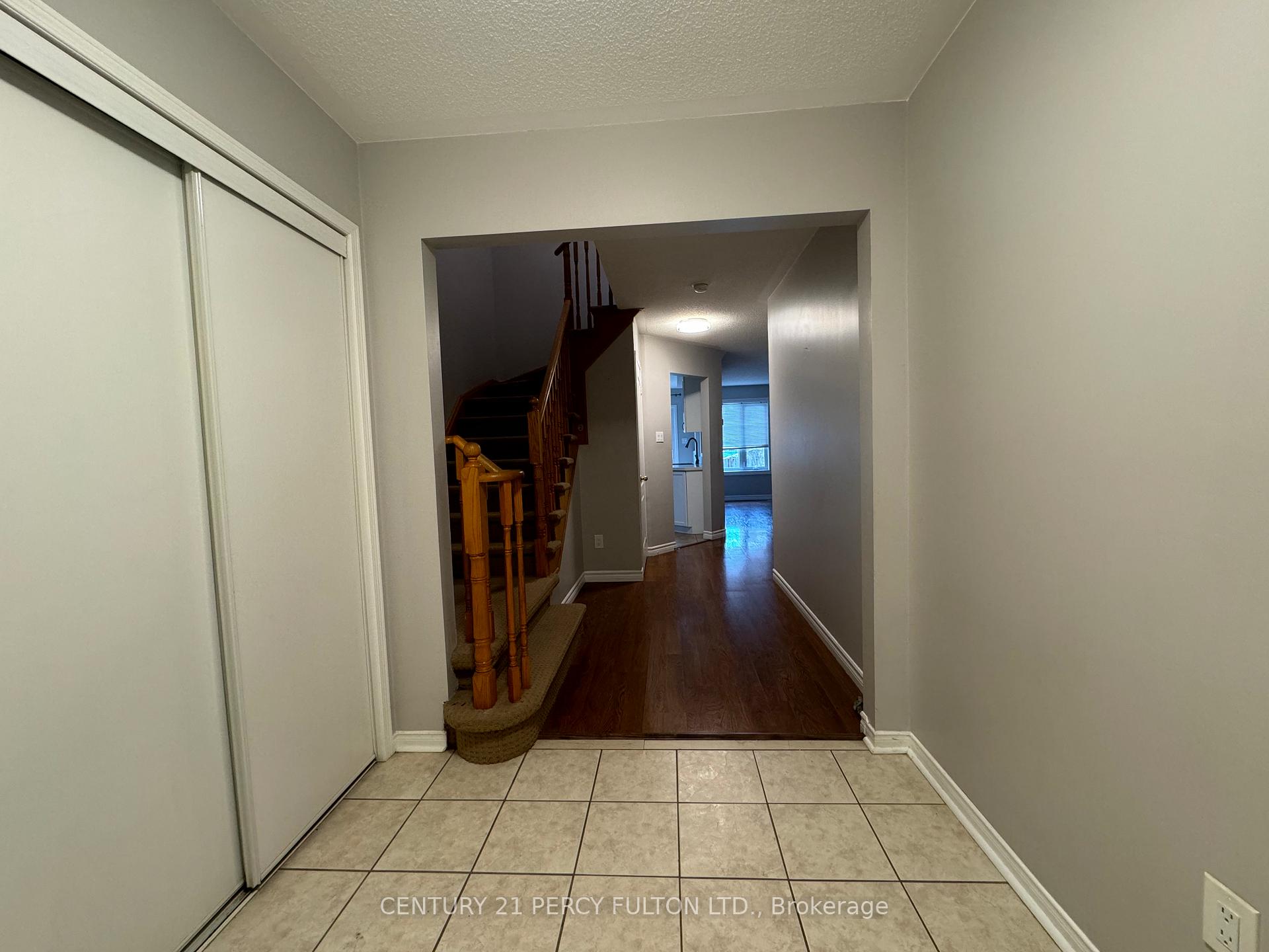 Photo 2 of 66 Tincomb Crescent, Whitby, Pringle Creek — HOMEH