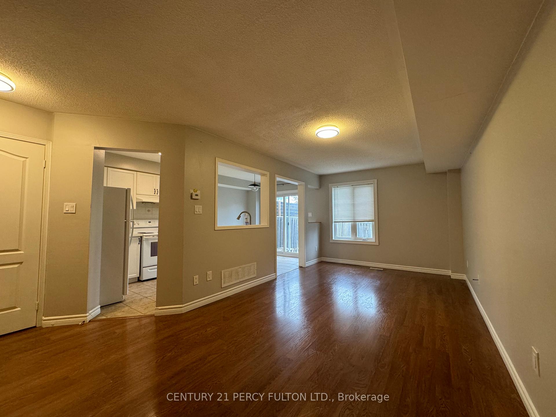 Photo 15 of 66 Tincomb Crescent, Whitby, Pringle Creek — HOMEH