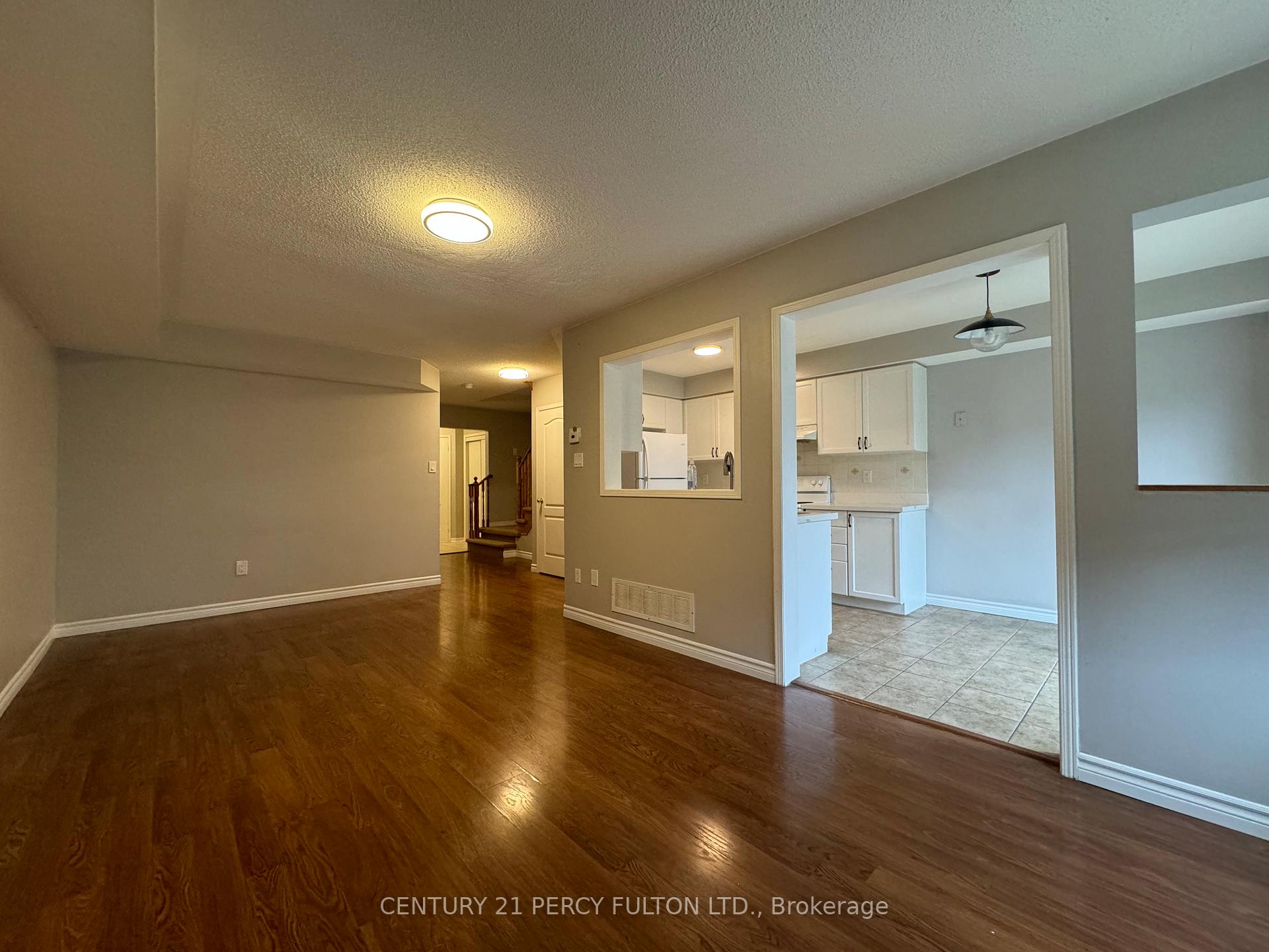 Photo 4 of 66 Tincomb Crescent, Whitby, Pringle Creek — HOMEH