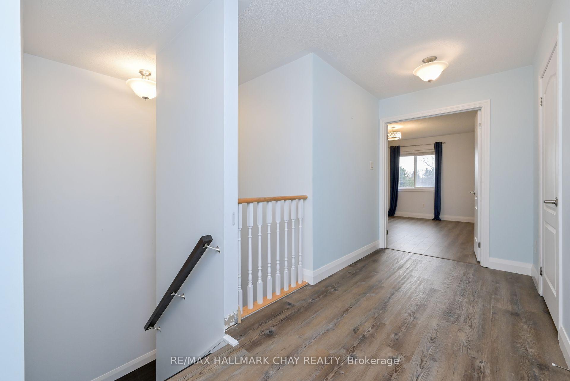 Photo 16 of 22 Claudio Crescent, Barrie, Ardagh — HOMEH