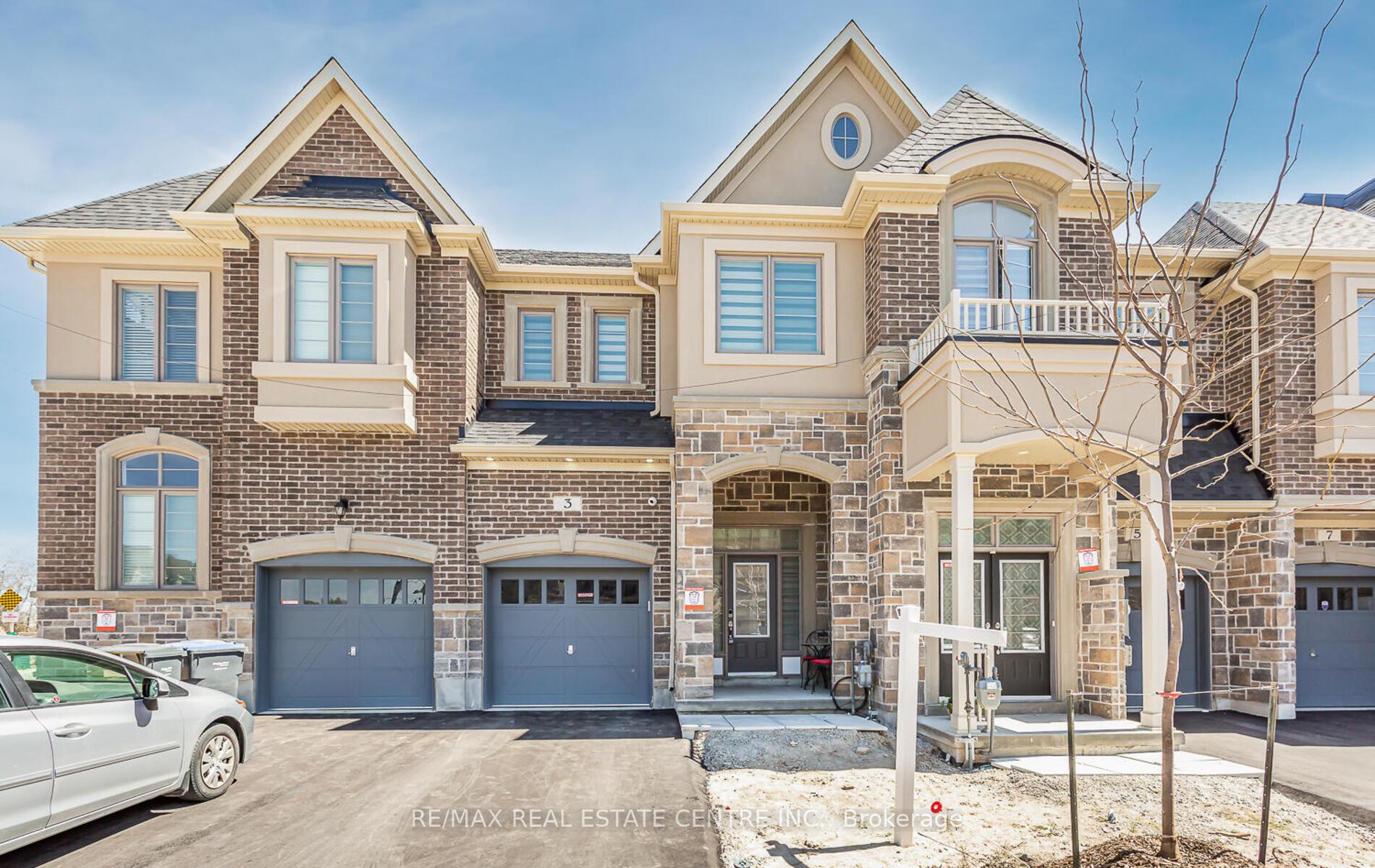 Photo 1 of 3 Dalbeattie Drive, Brampton, Bram West — HOMEH