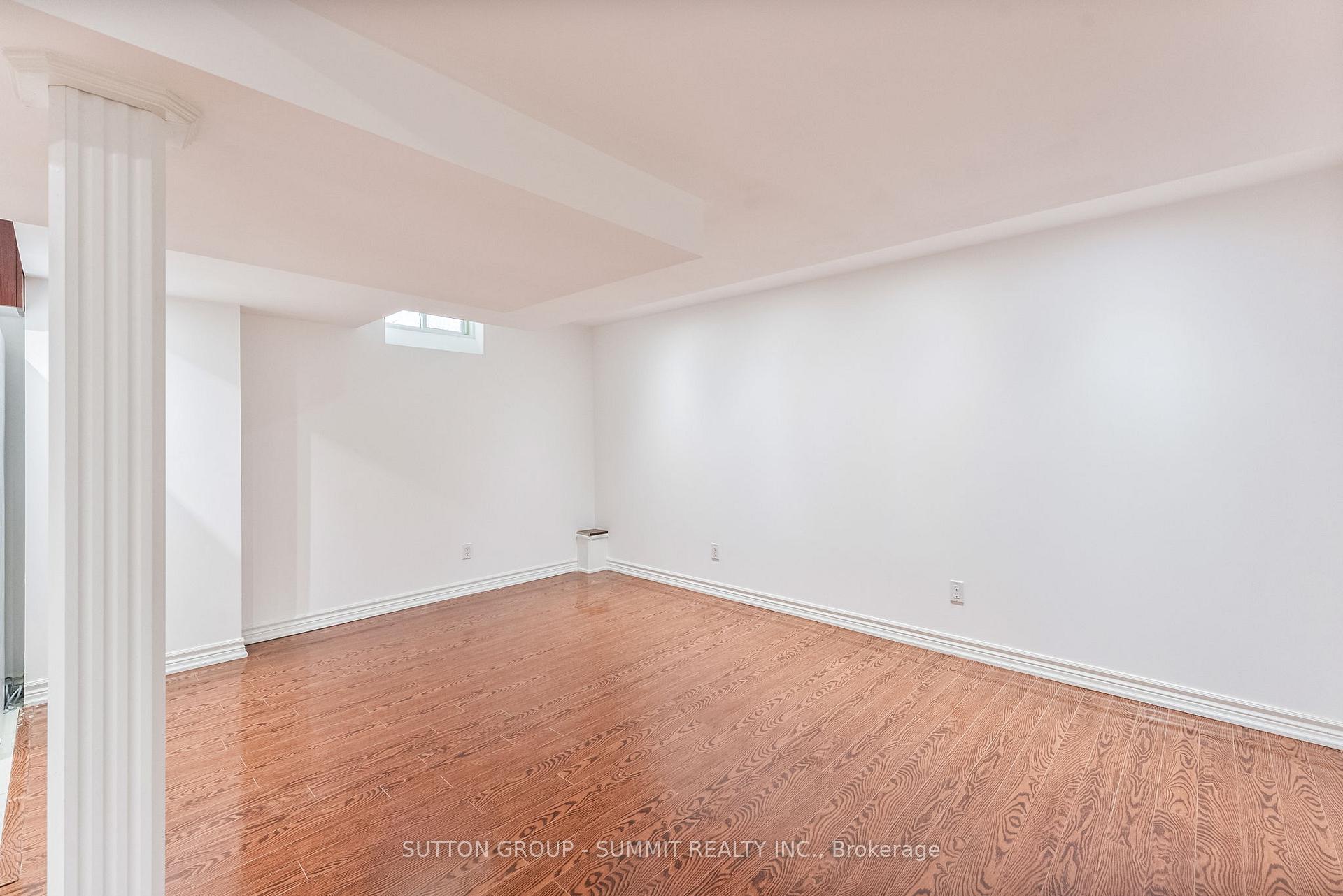 Photo 7 of 6 Rockrose Drive, Brampton, Sandringham-Wellington — HOMEH