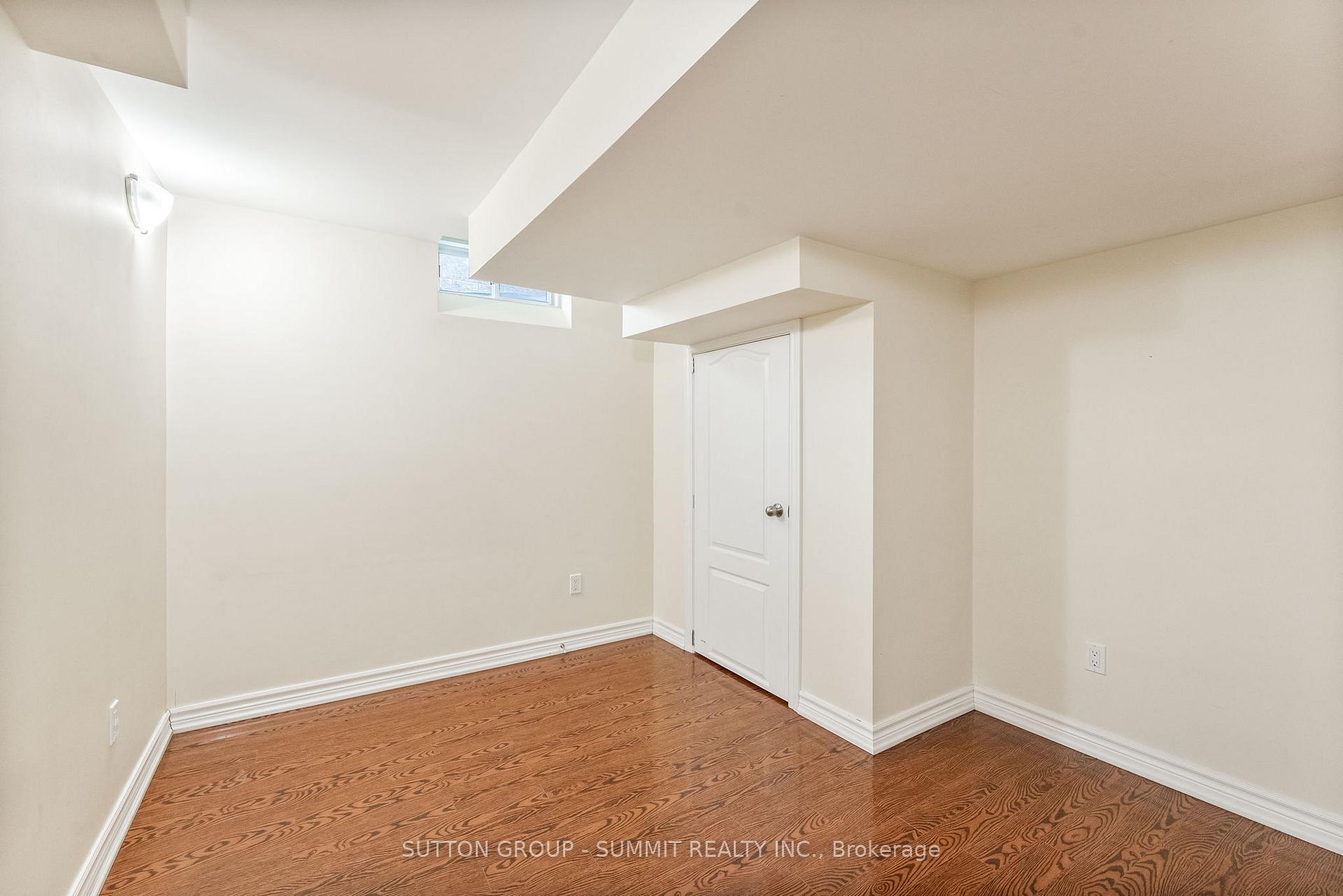 Photo 5 of 6 Rockrose Drive, Brampton, Sandringham-Wellington — HOMEH
