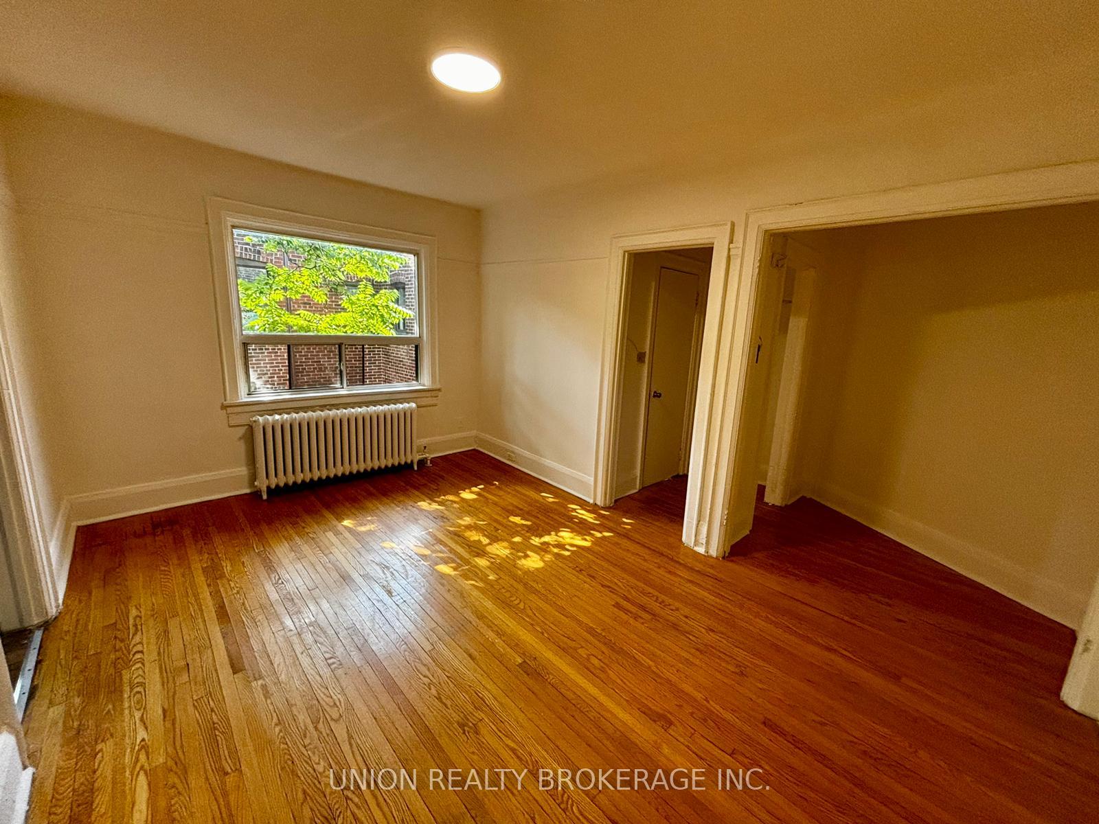 Photo 1 of Unit 25, 2451 Queen Street E, Toronto, The Beaches — HOMEH