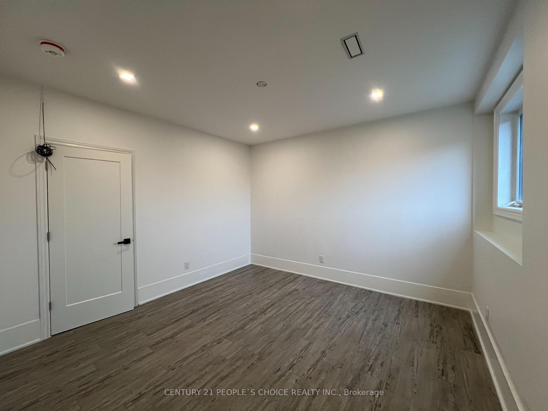 Photo 3 of Unit BSMT, 54 Ridgepoint Road, Vaughan, Kleinburg — HOMEH