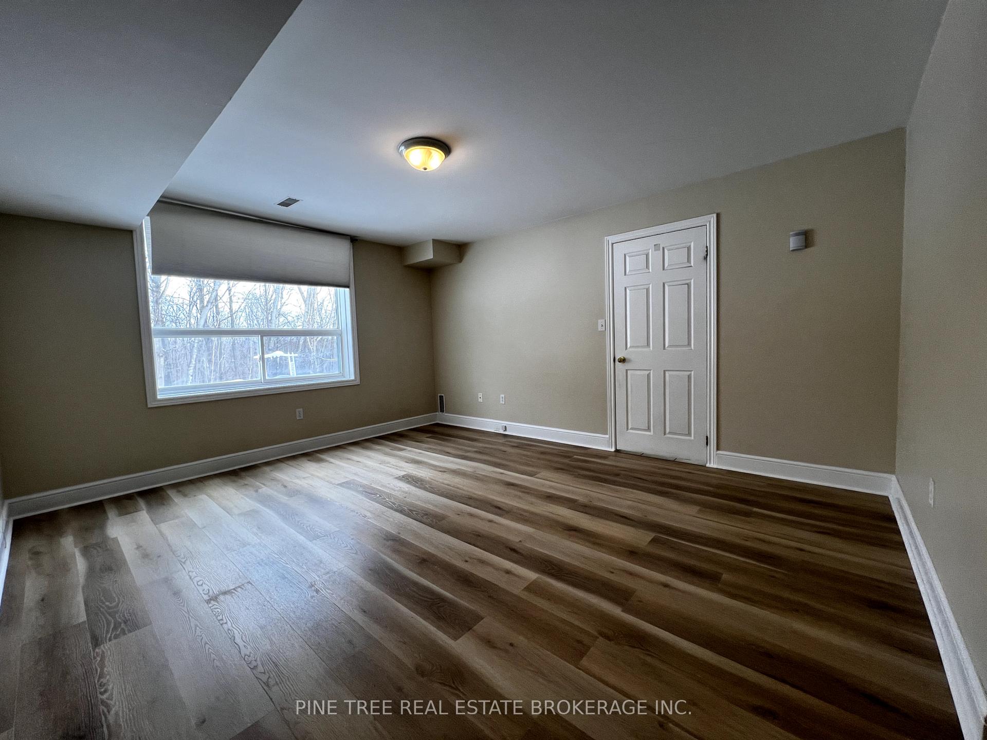 Photo 7 of Unit LOWER, 62 Lions Gate Boulevard, Barrie, Little Lake — HOMEH