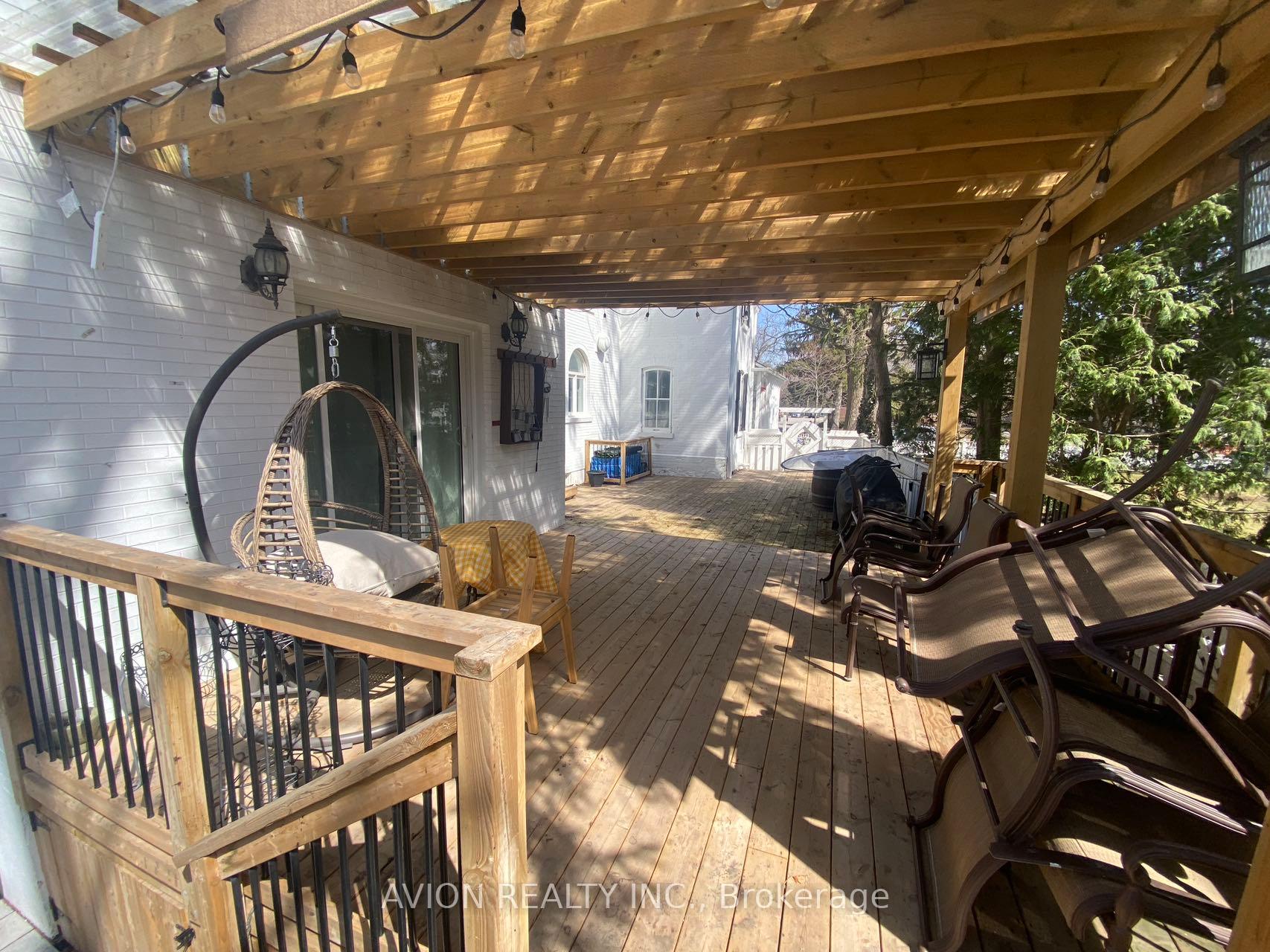 Photo 3 of Unit Front Unit, 126 Main Street, Markham, Unionville — HOMEH