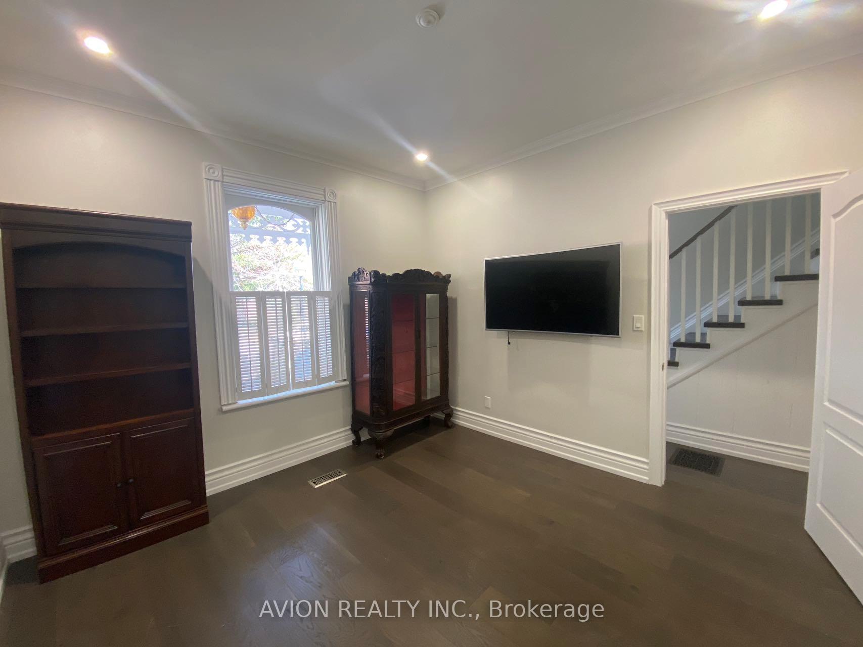 Photo 16 of Unit Front Unit, 126 Main Street, Markham, Unionville — HOMEH