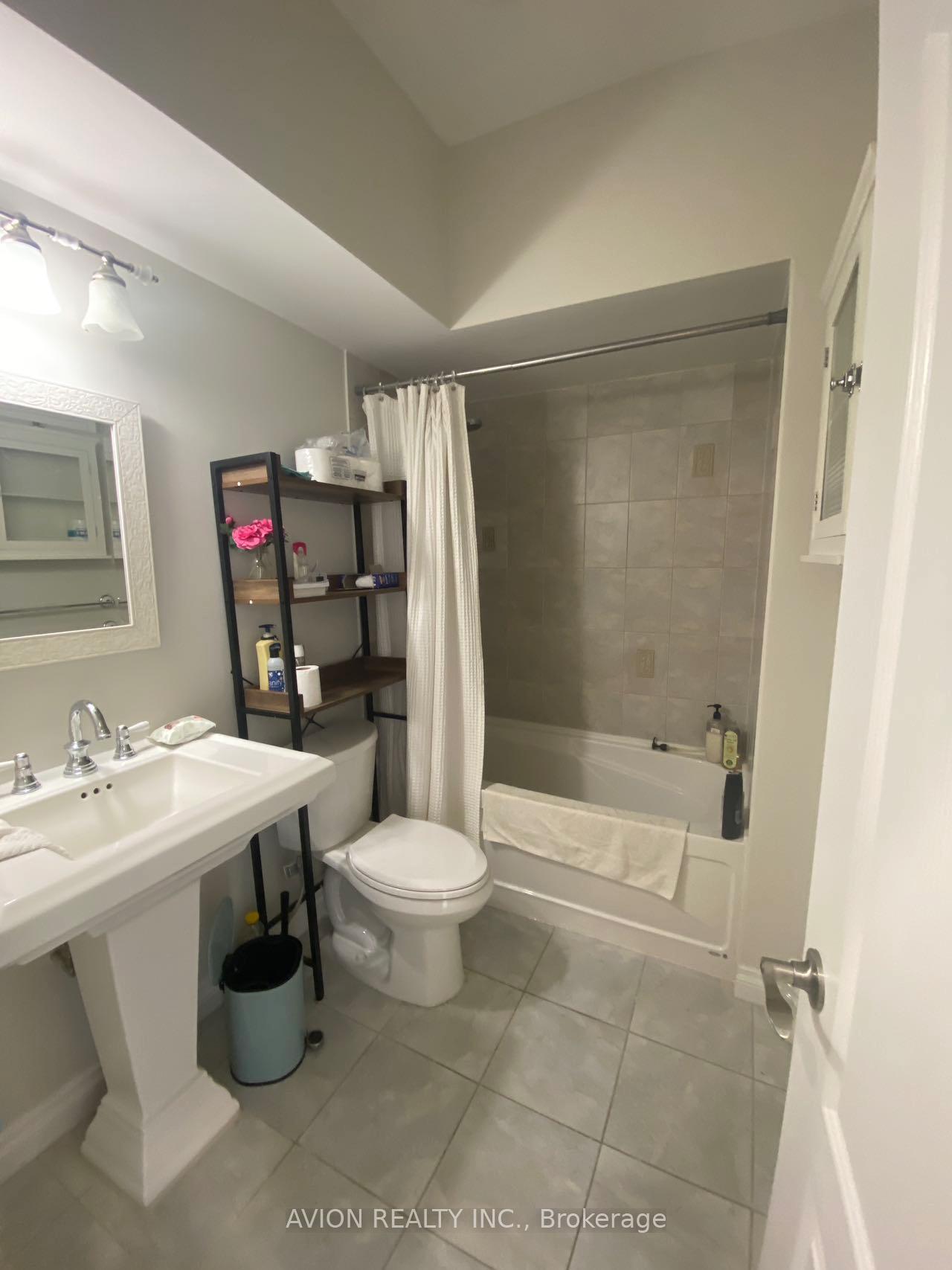 Photo 12 of Unit Front Unit, 126 Main Street, Markham, Unionville — HOMEH