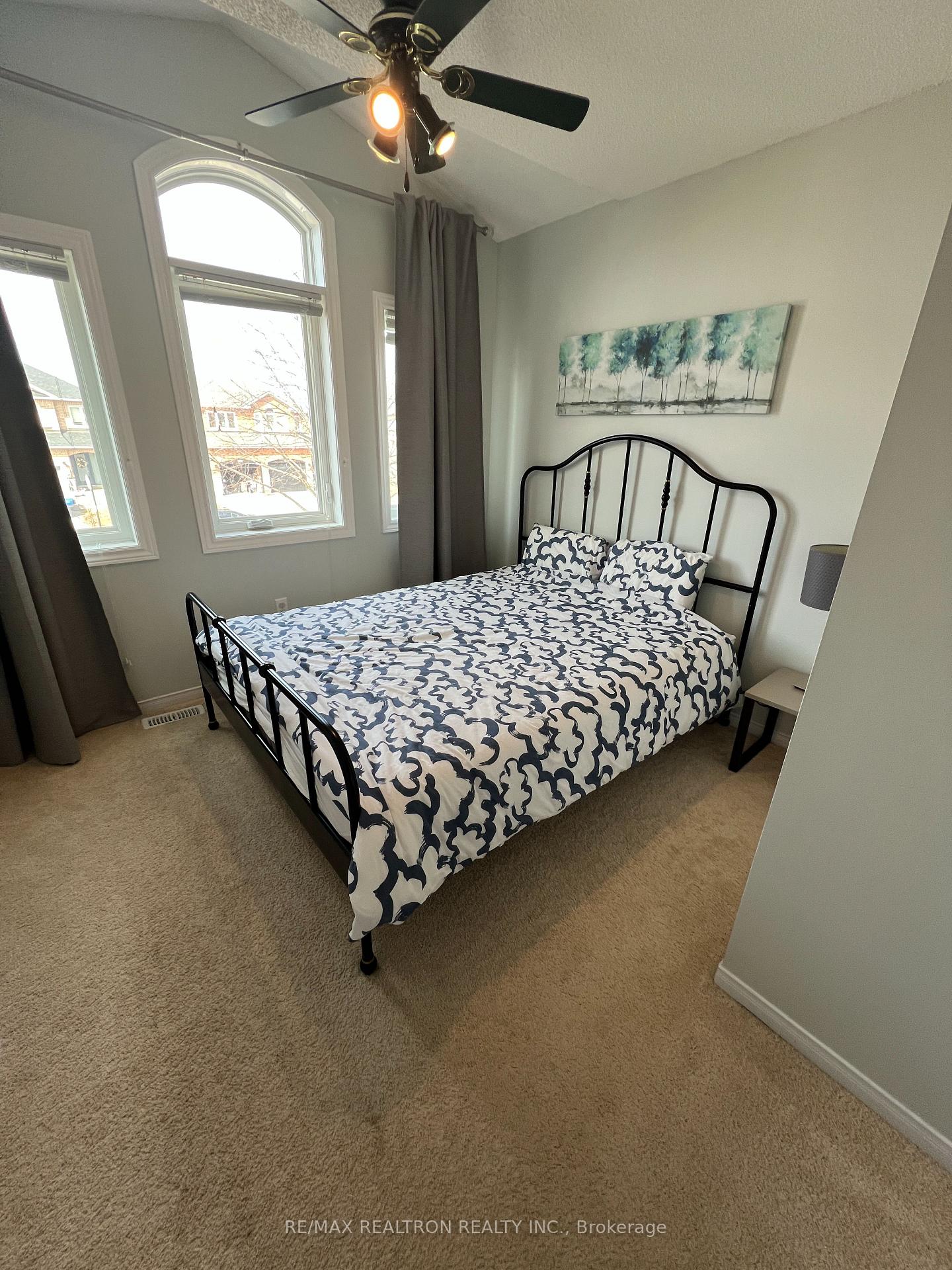 Photo 10 of 88 Leslie Avenue, Barrie, Holly — HOMEH