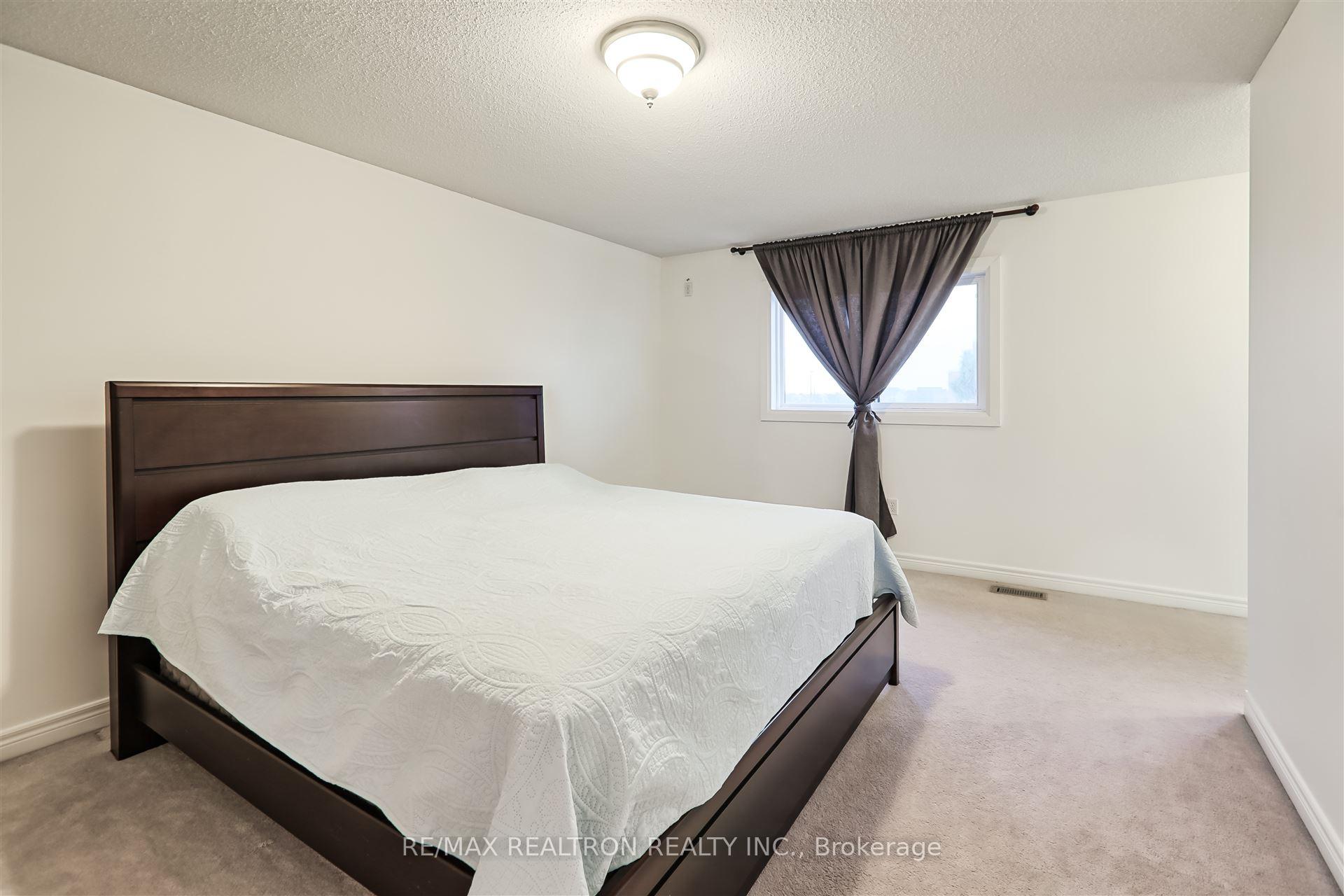 Photo 23 of Unit Upper, 23 Sewells Lane, Brampton, Fletcher's Meadow — HOMEH