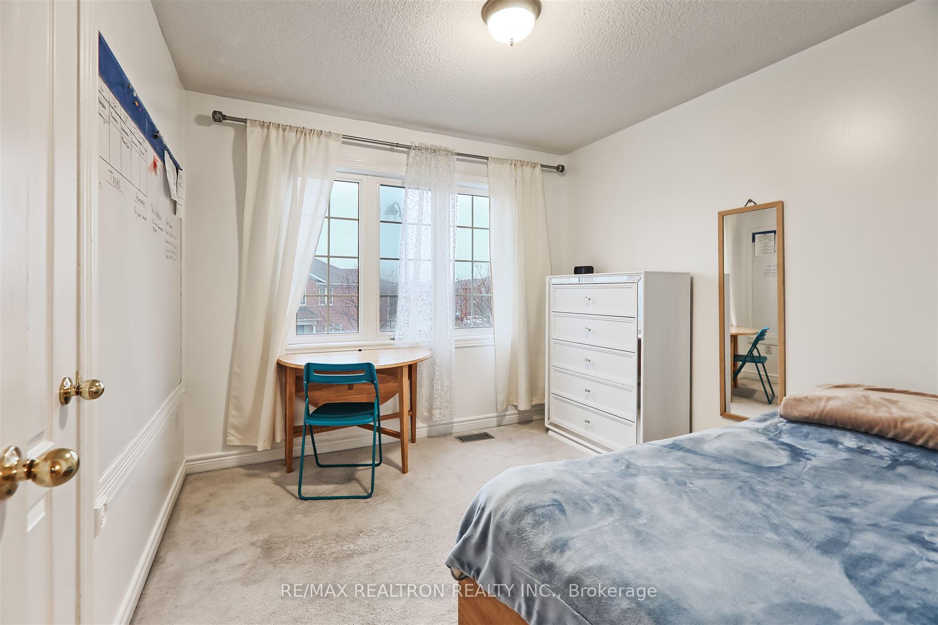 Photo 24 of Unit Upper, 23 Sewells Lane, Brampton, Fletcher's Meadow — HOMEH
