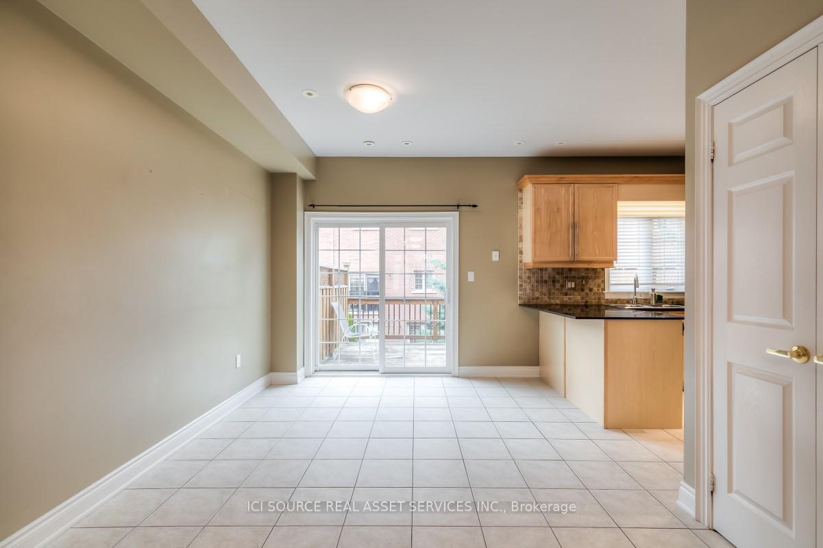 Photo 16 of 15 George Bogg Road, Vaughan, East Woodbridge — HOMEH
