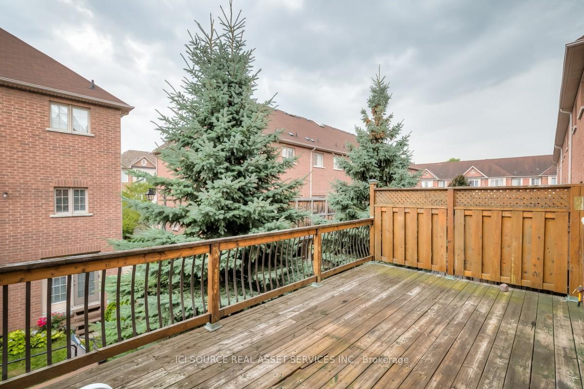 Photo 18 of 15 George Bogg Road, Vaughan, East Woodbridge — HOMEH