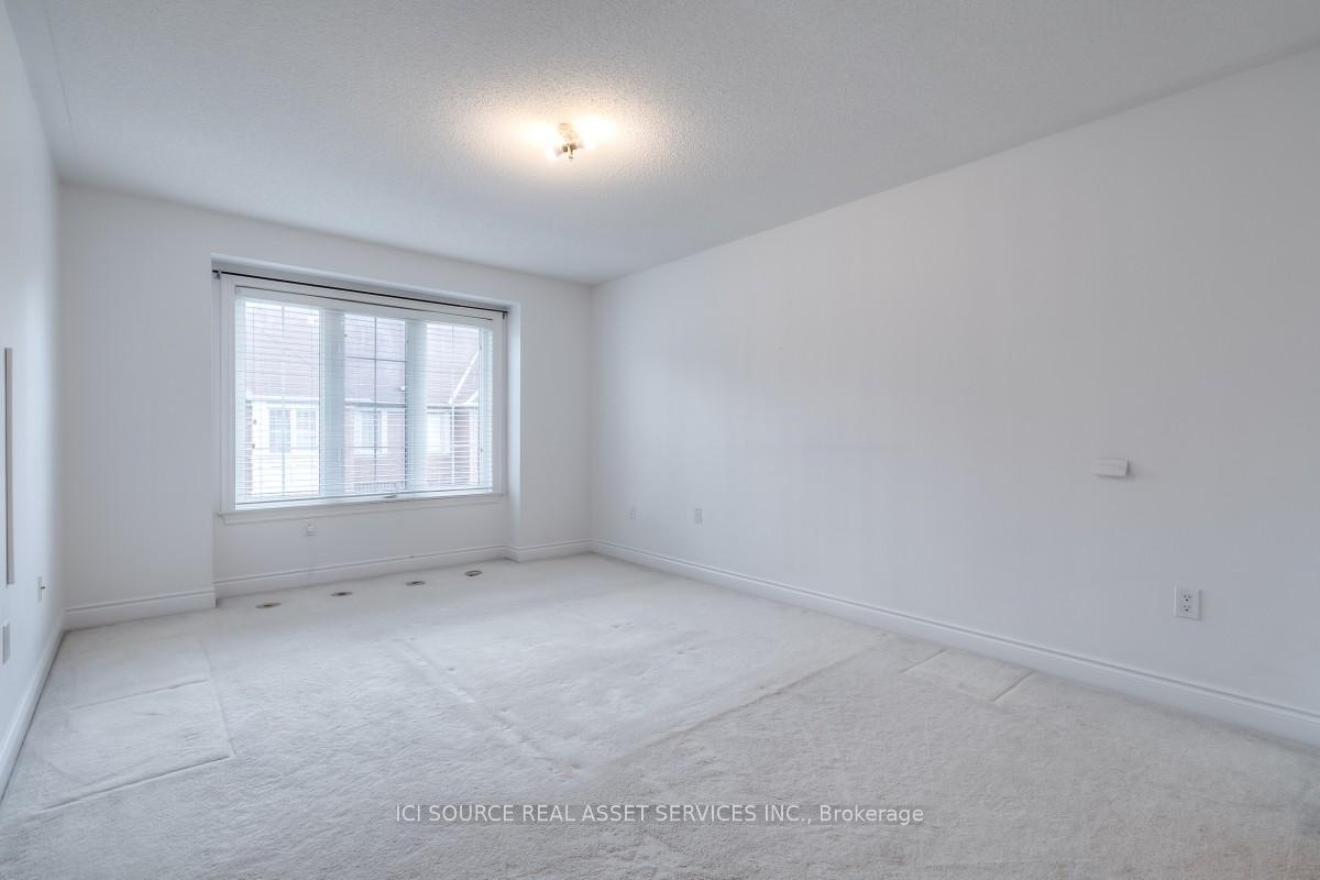 Photo 6 of 15 George Bogg Road, Vaughan, East Woodbridge — HOMEH