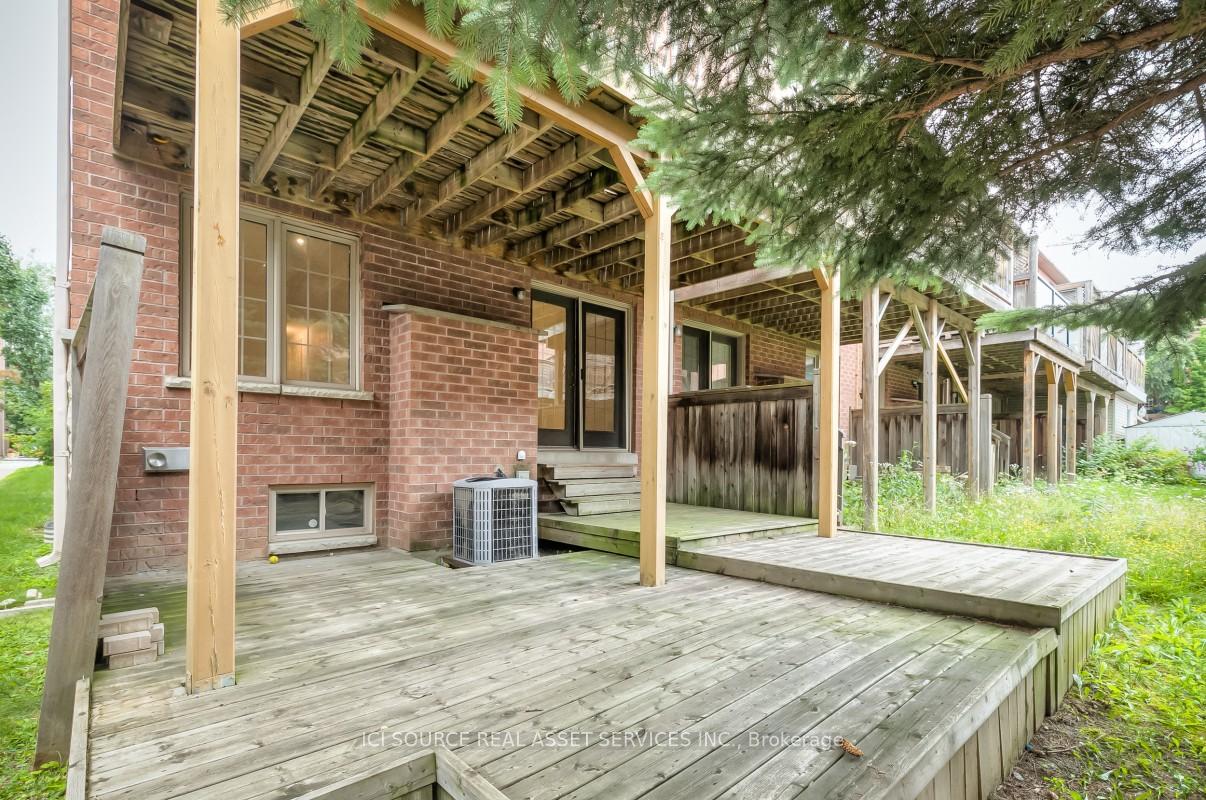 Photo 19 of 15 George Bogg Road, Vaughan, East Woodbridge — HOMEH