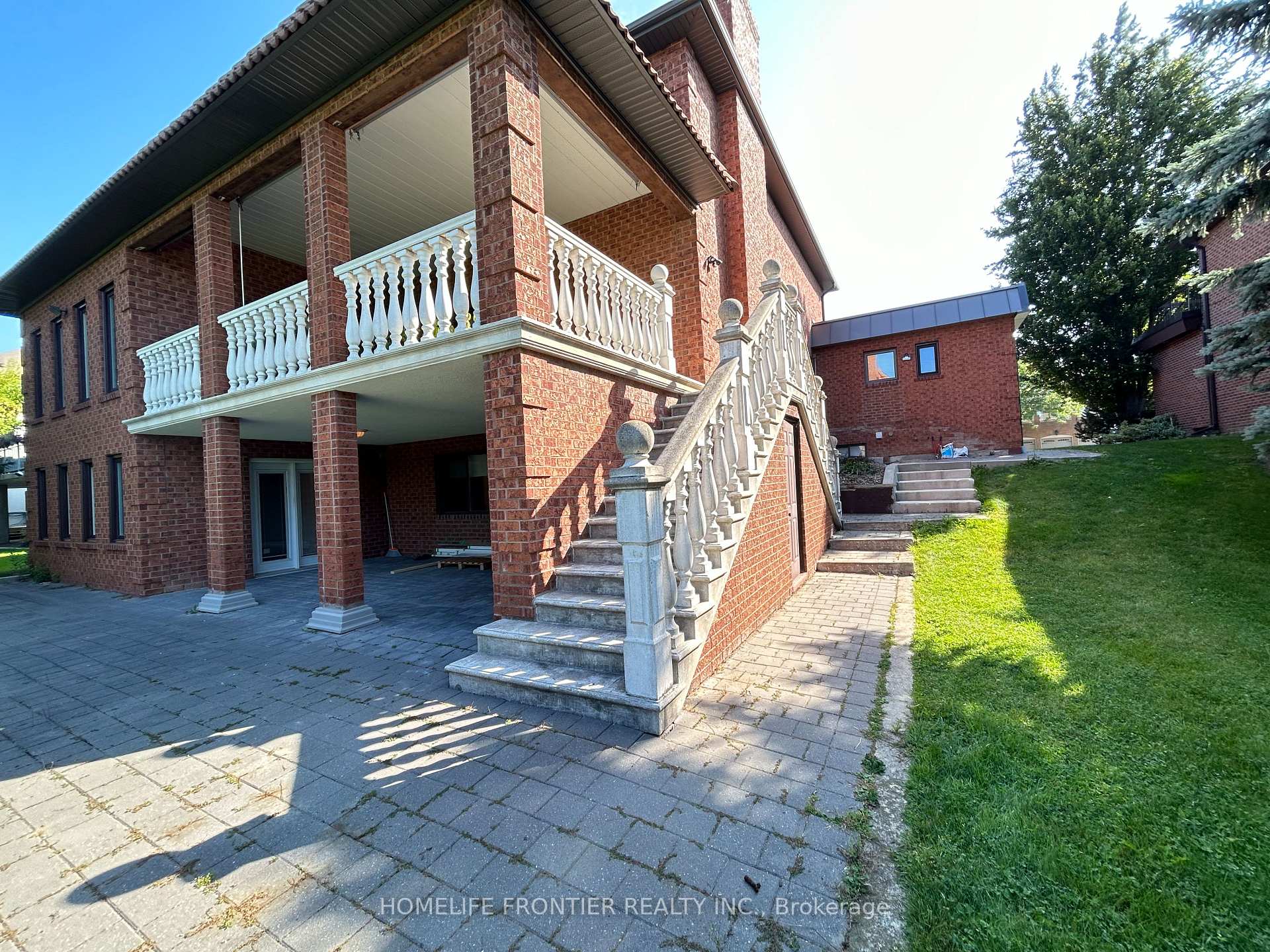 Photo 2 of Unit Lower, 118 Torran Road, Vaughan, Islington Woods — HOMEH
