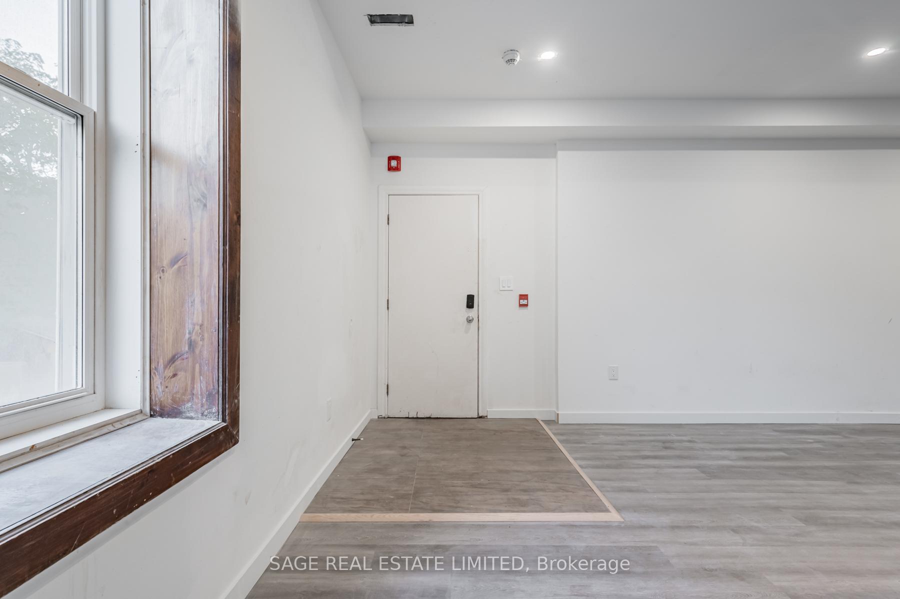 Photo 9 of Unit 9, 14 Cross Street, Hamilton, Dundas — HOMEH