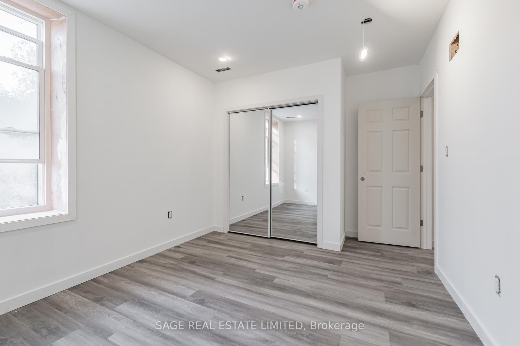 Photo 16 of Unit 9, 14 Cross Street, Hamilton, Dundas — HOMEH