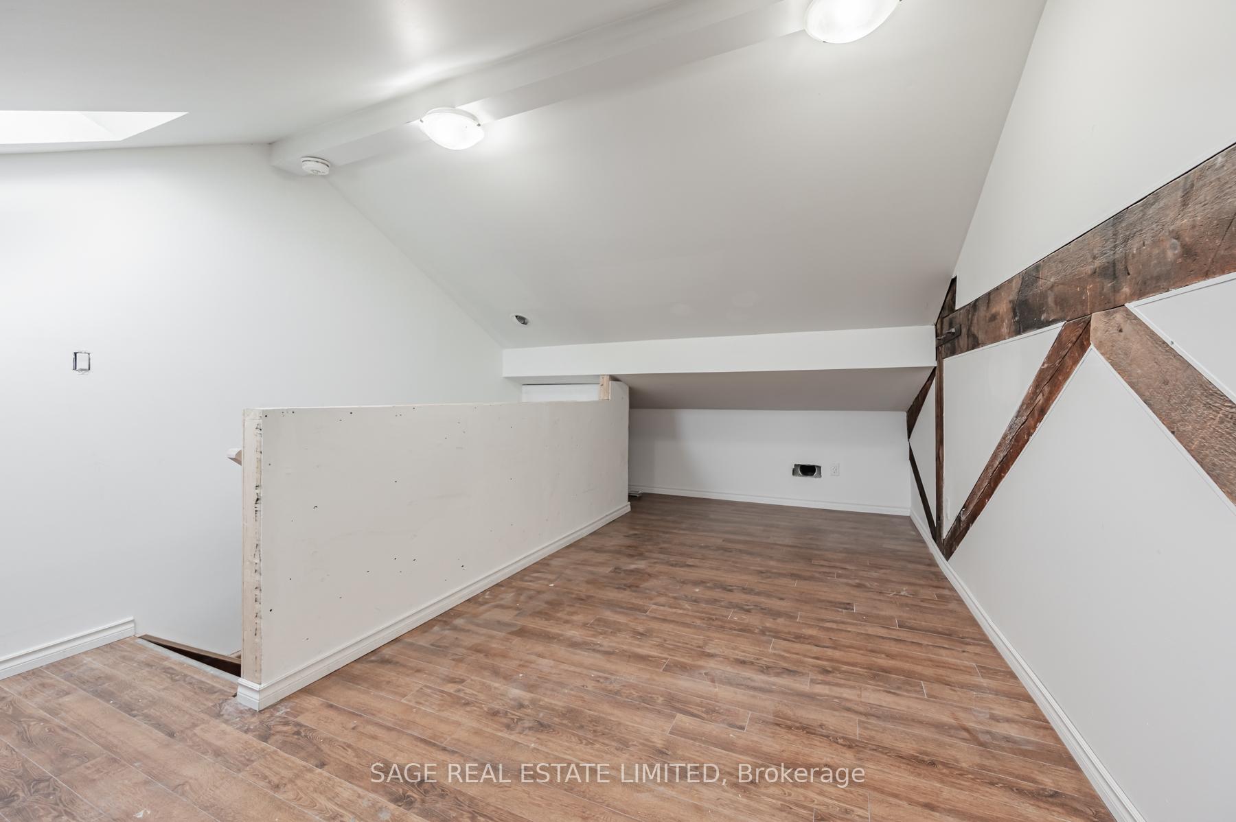 Photo 19 of Unit 9, 14 Cross Street, Hamilton, Dundas — HOMEH