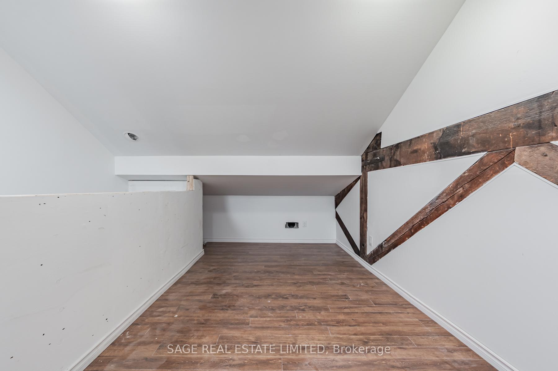 Photo 20 of Unit 9, 14 Cross Street, Hamilton, Dundas — HOMEH