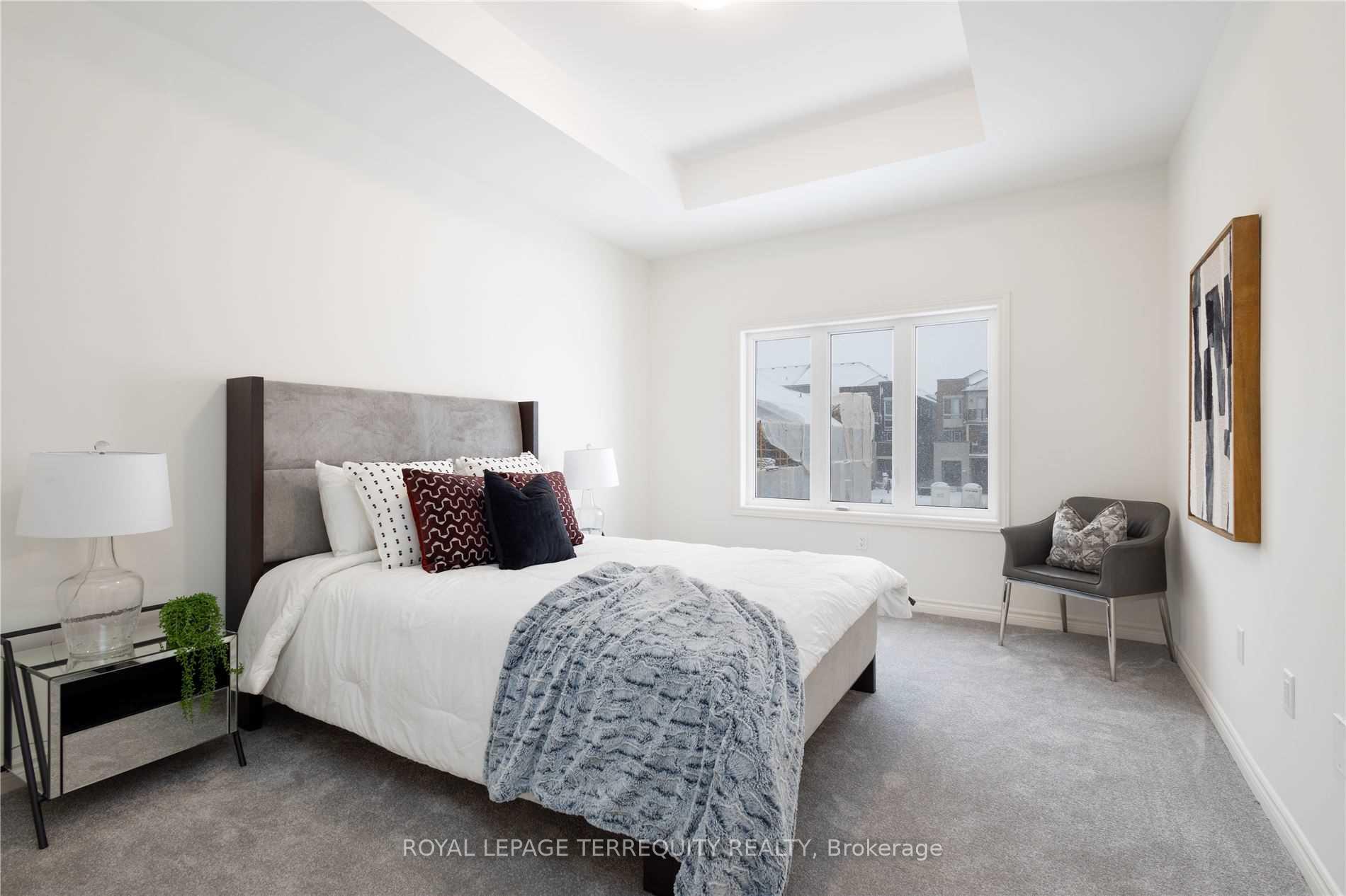 Photo 10 of 118 Adventura Road, Brampton, Northwest Brampton — HOMEH