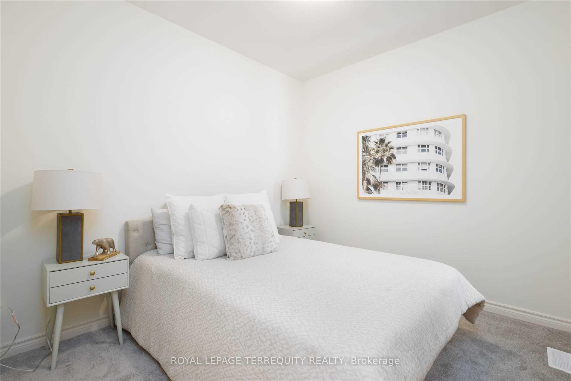 Photo 19 of 118 Adventura Road, Brampton, Northwest Brampton — HOMEH