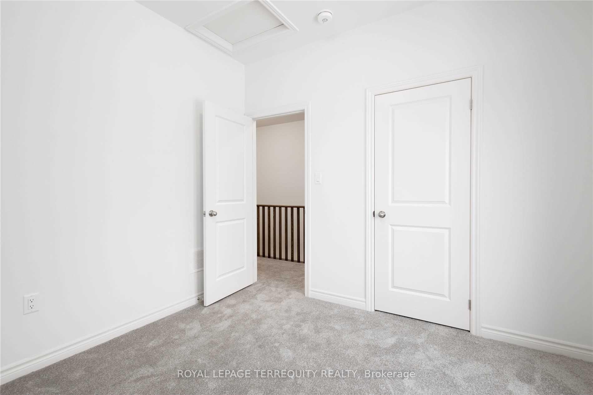 Photo 15 of 118 Adventura Road, Brampton, Northwest Brampton — HOMEH