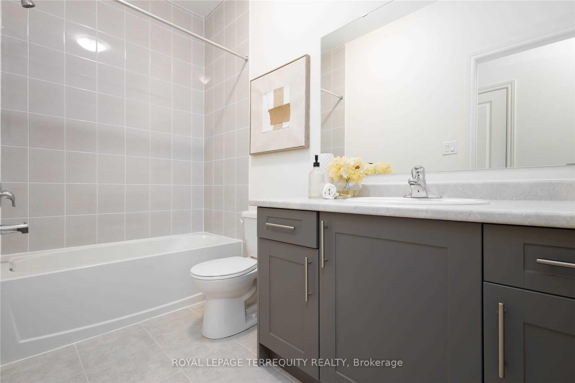 Photo 16 of 118 Adventura Road, Brampton, Northwest Brampton — HOMEH