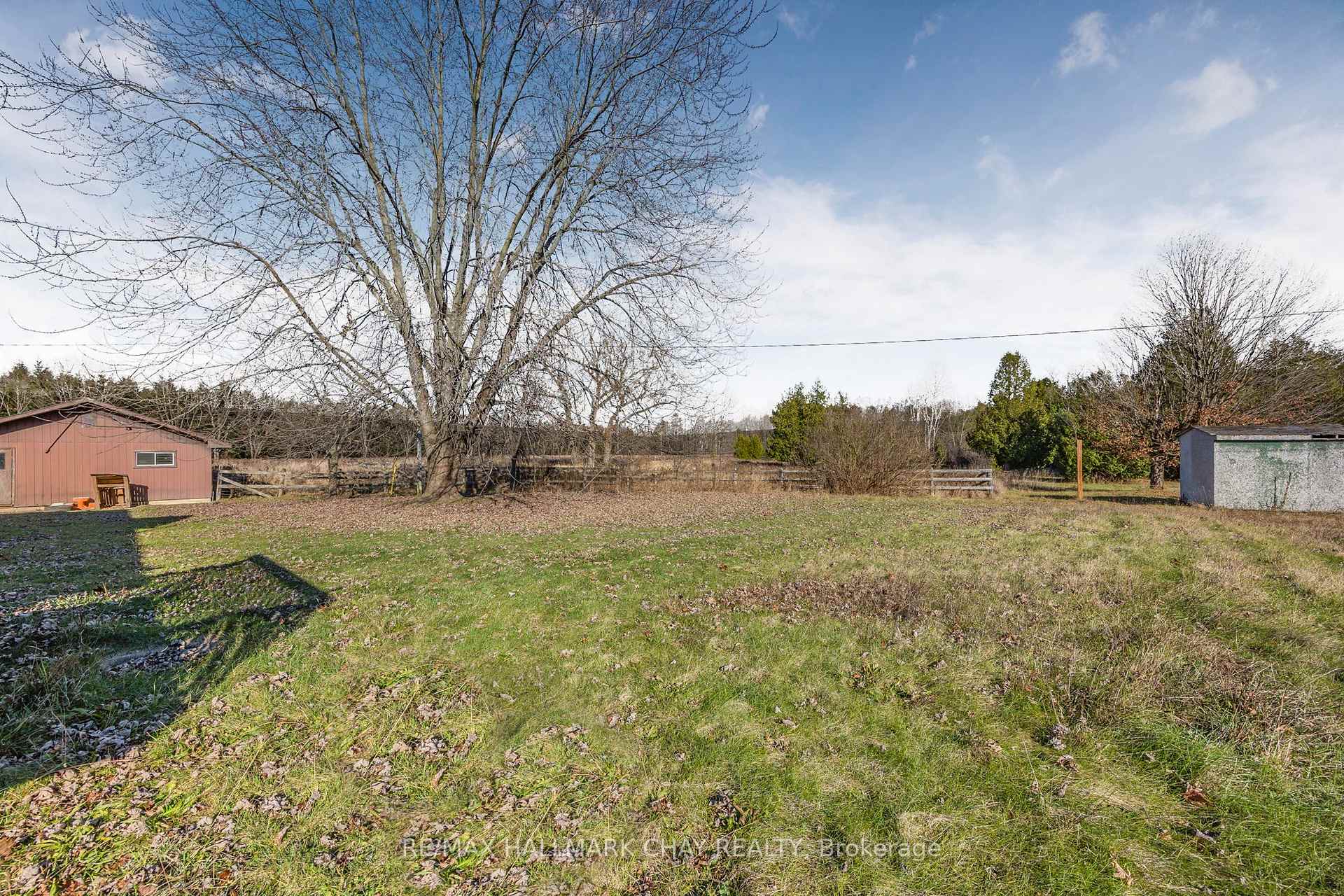 Photo 19 of Unit A, 1975 Golf Course Road, Springwater, Minesing — HOMEH
