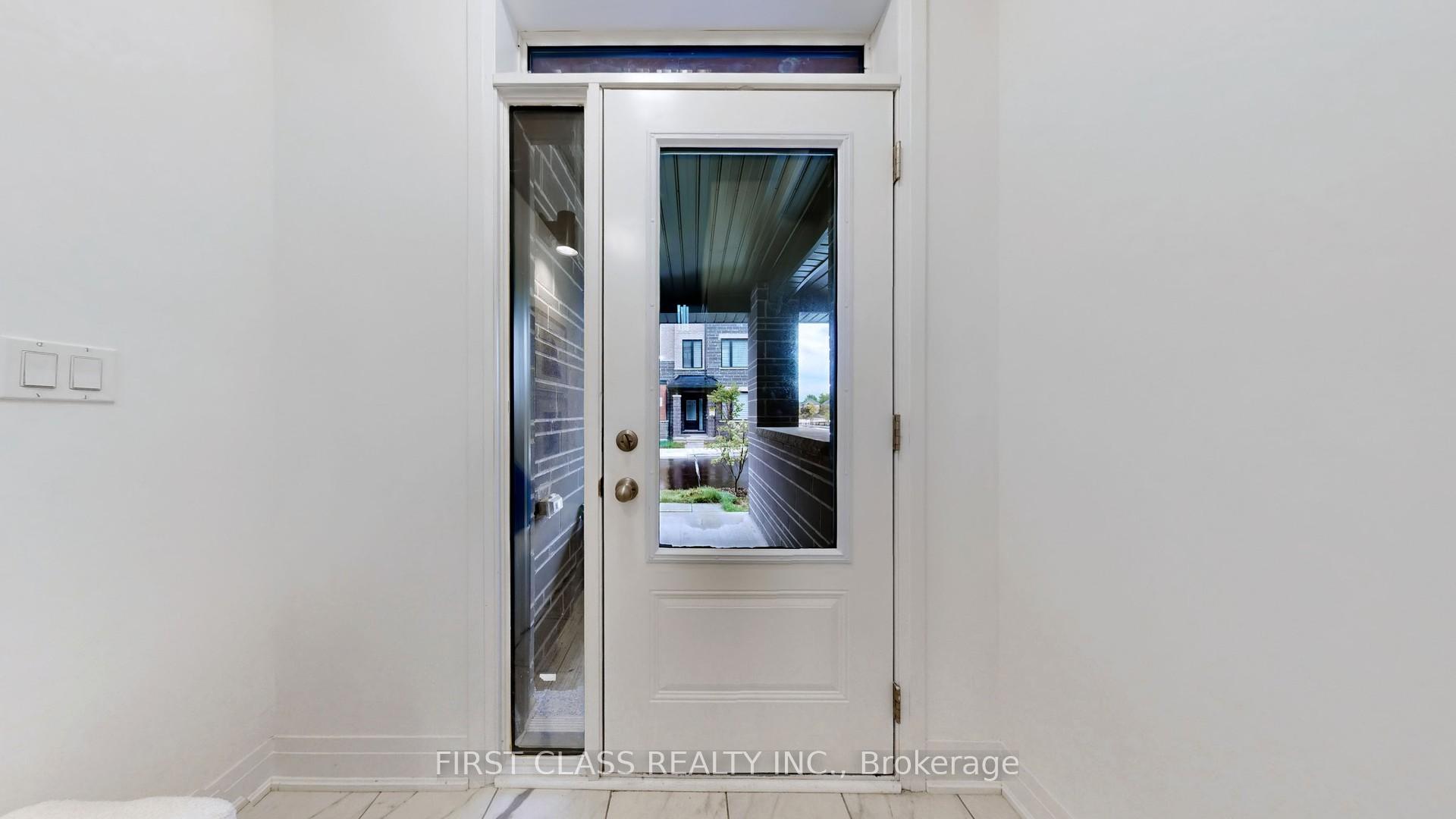 Photo 37 of 60 Carole Bell Way, Markham, Wismer — HOMEH