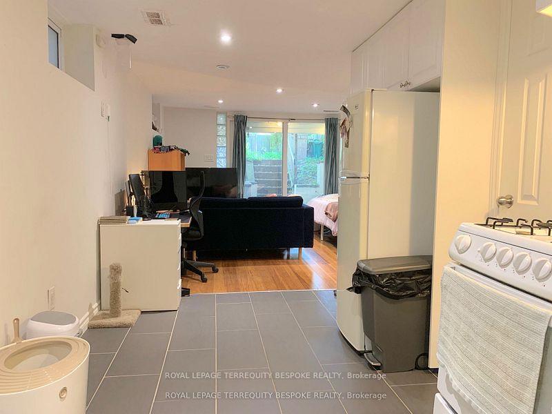 Photo 2 of Unit 1-lower, 19 Lewis Street, Toronto, South Riverdale — HOMEH