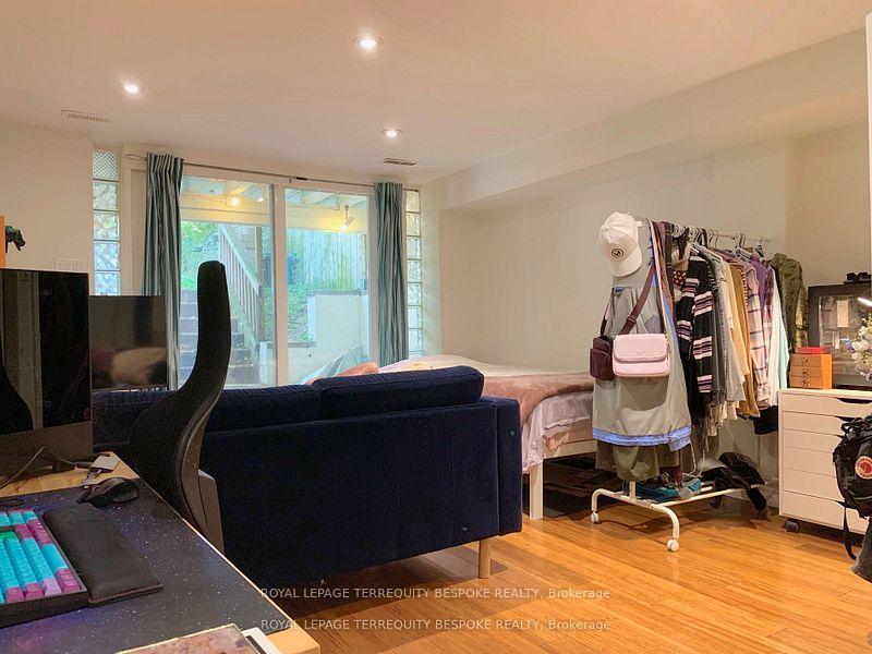 Photo 11 of Unit 1-lower, 19 Lewis Street, Toronto, South Riverdale — HOMEH
